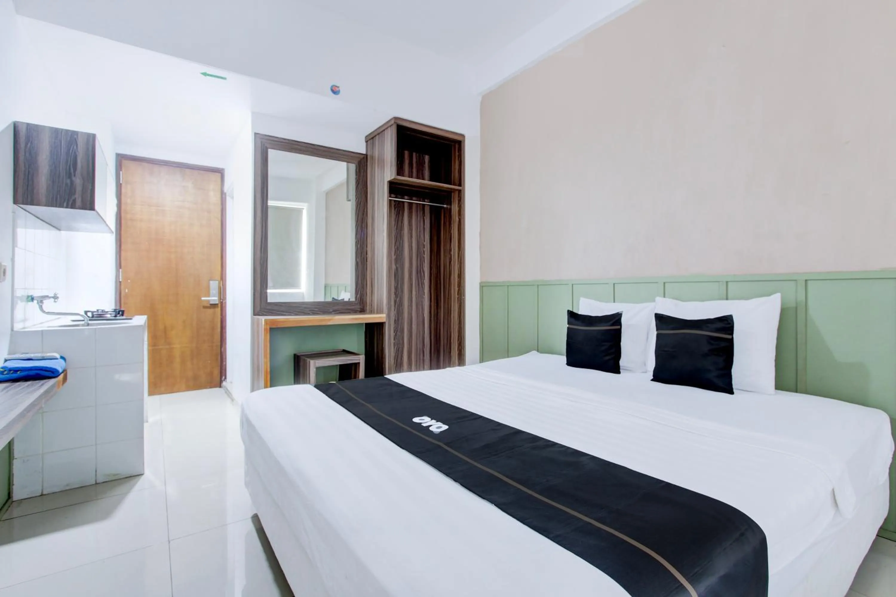 Bedroom, Bed in Collection O Yogyakarta Near Tugu Jogja Formerly Vivo Aparment