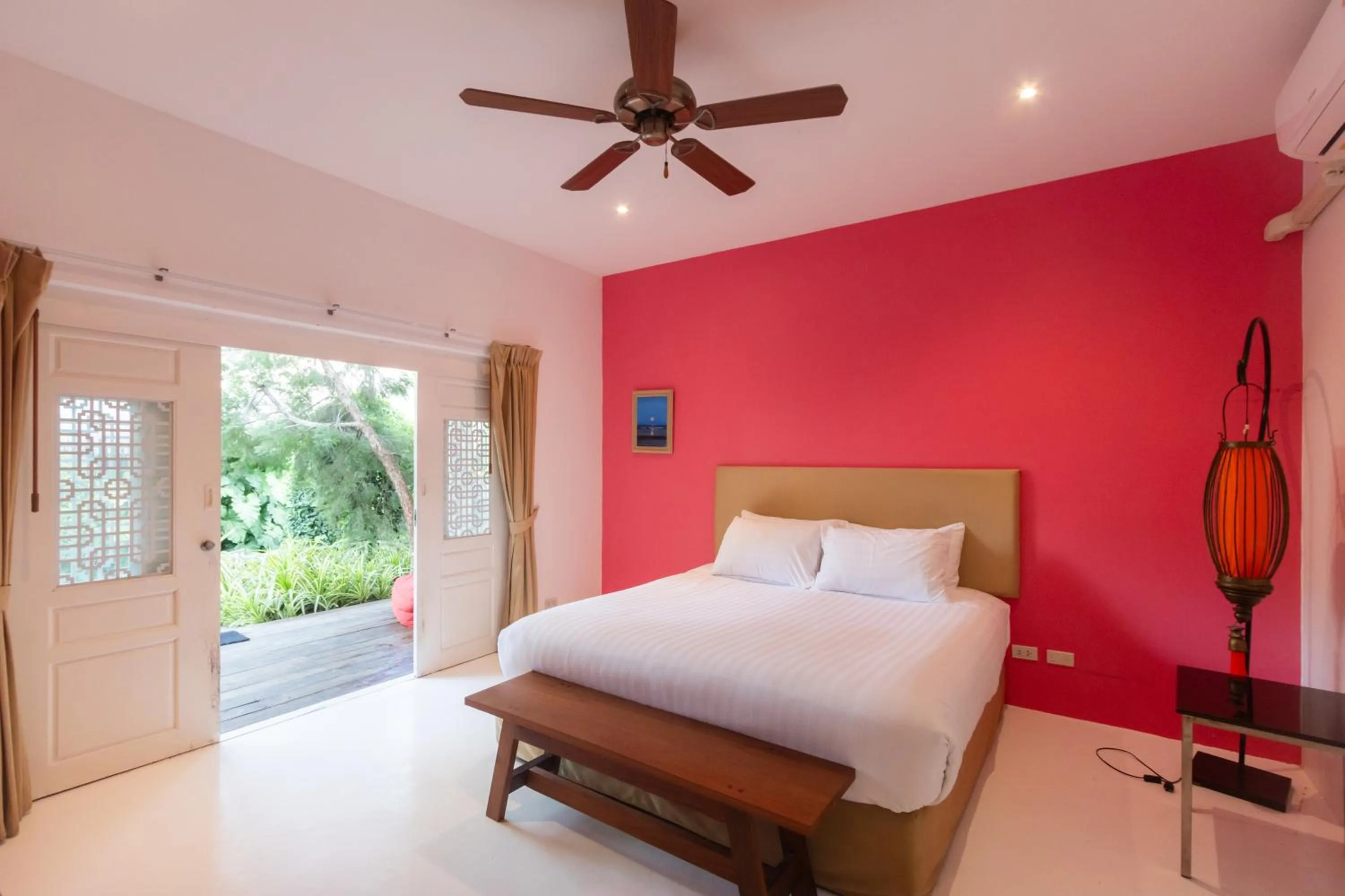 Bed in Sanae Beach Hua Hin