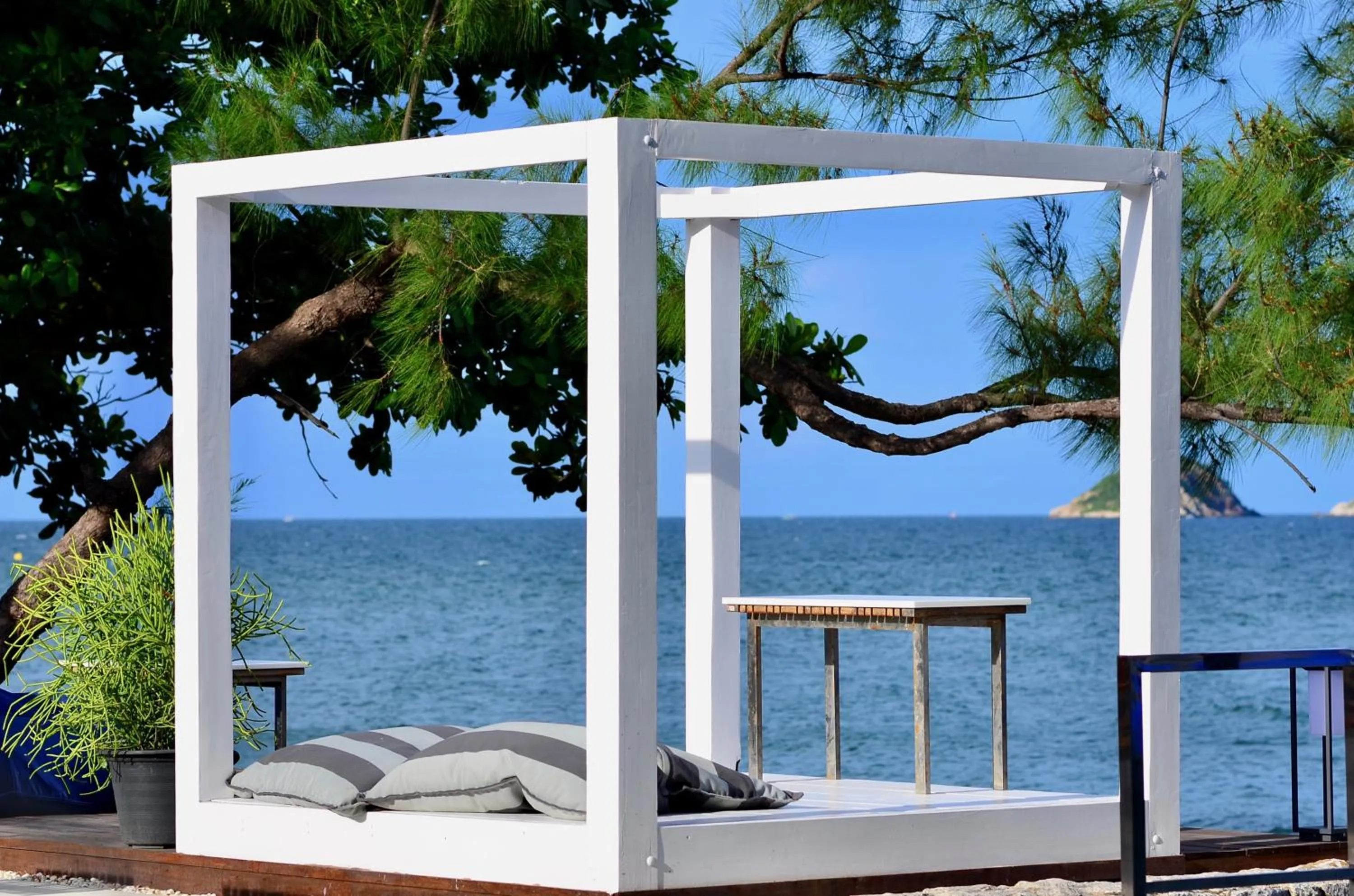 Restaurant/places to eat in Sanae Beach Hua Hin