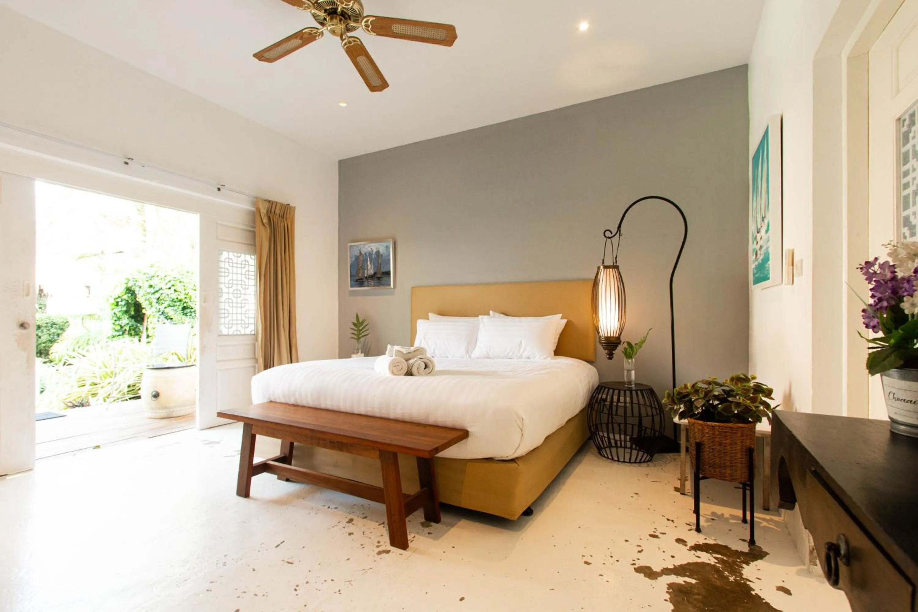 Bed in Sanae Beach Hua Hin