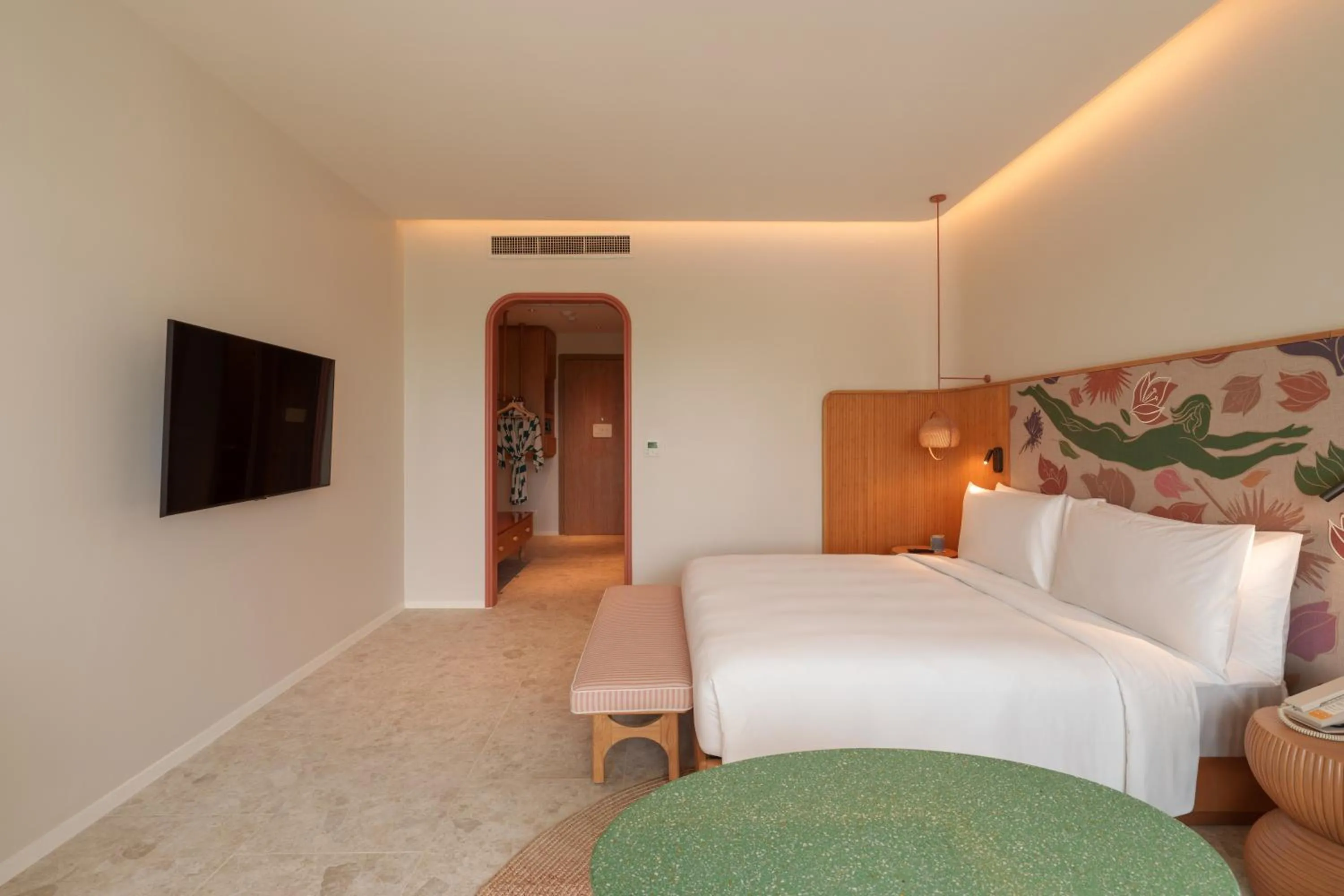 Bedroom, Bed in The Standard, Pattaya Na Jomtien