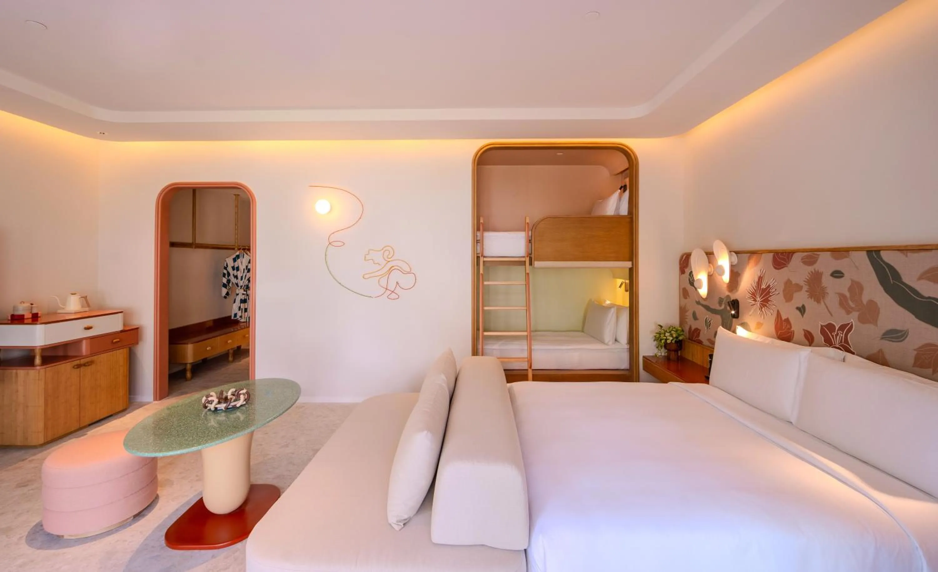 Bedroom, Bed in The Standard, Pattaya Na Jomtien