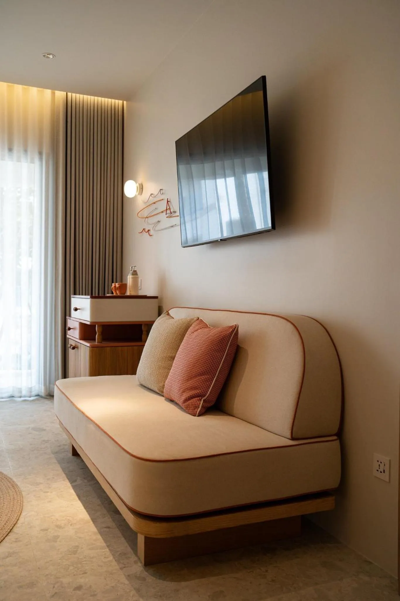 Photo of the whole room in The Standard, Pattaya Na Jomtien