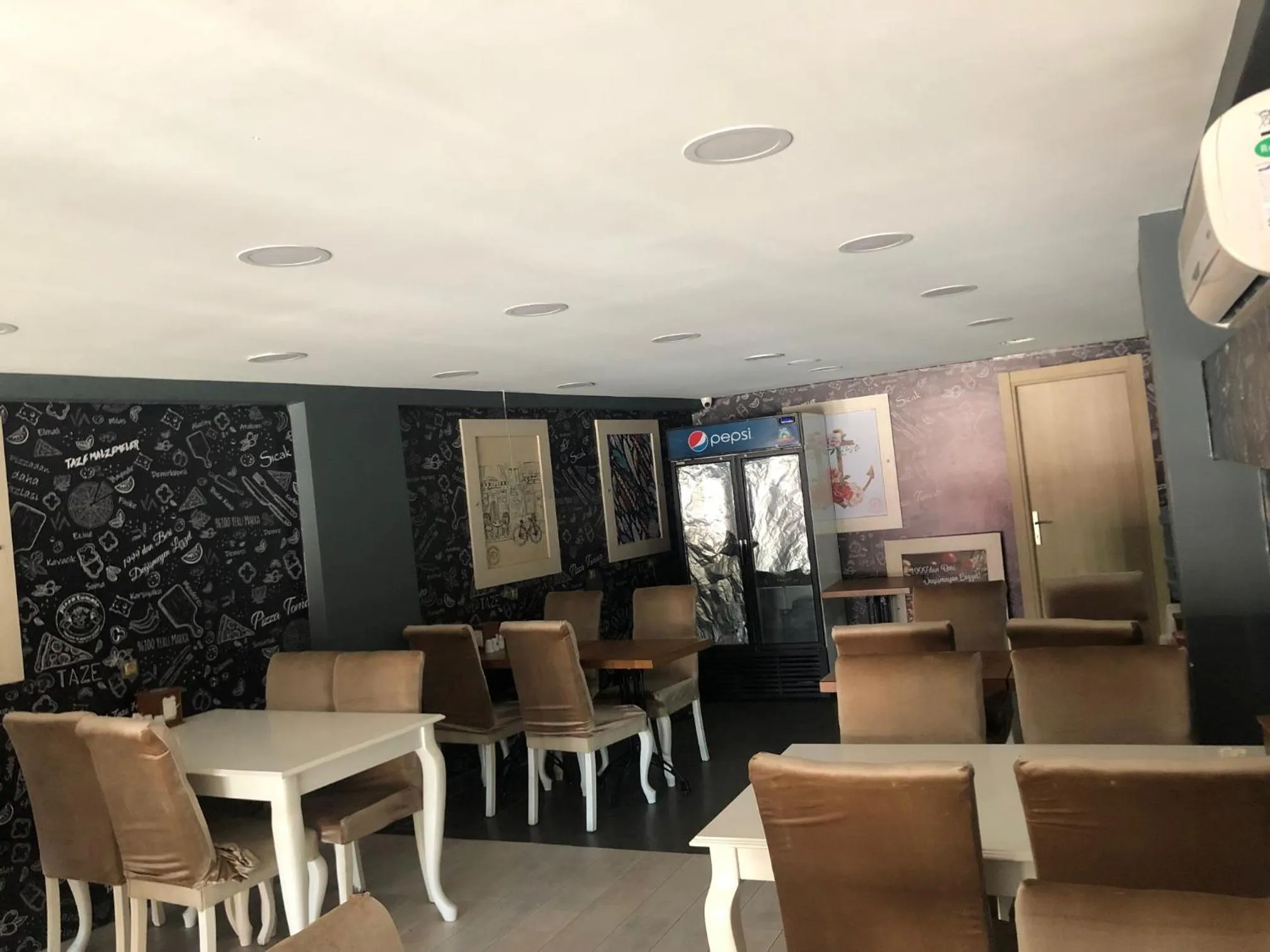 Restaurant/places to eat in Sanli Hotel Hammam & SPA