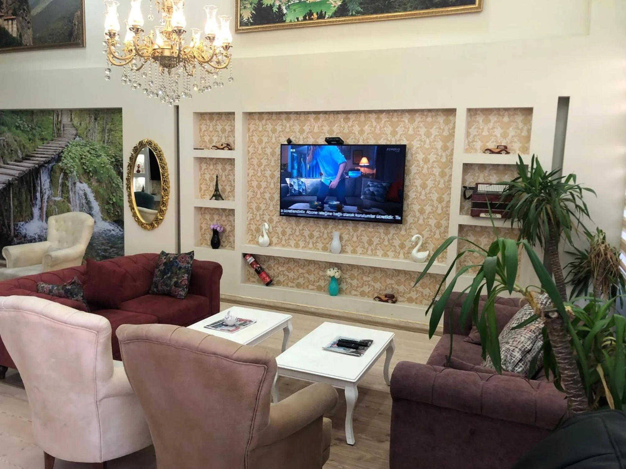 Lobby or reception in Sanli Hotel Hammam & SPA