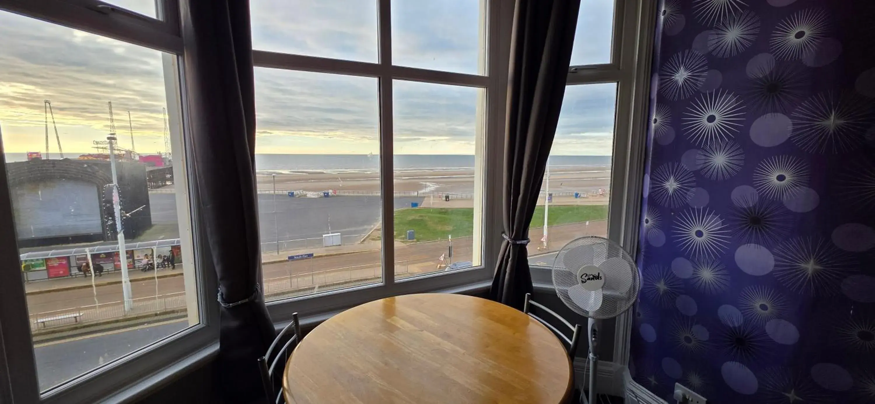 Family Room with Sea View in The Sands Hotel Family Room with Sea View in The Sands Hotel