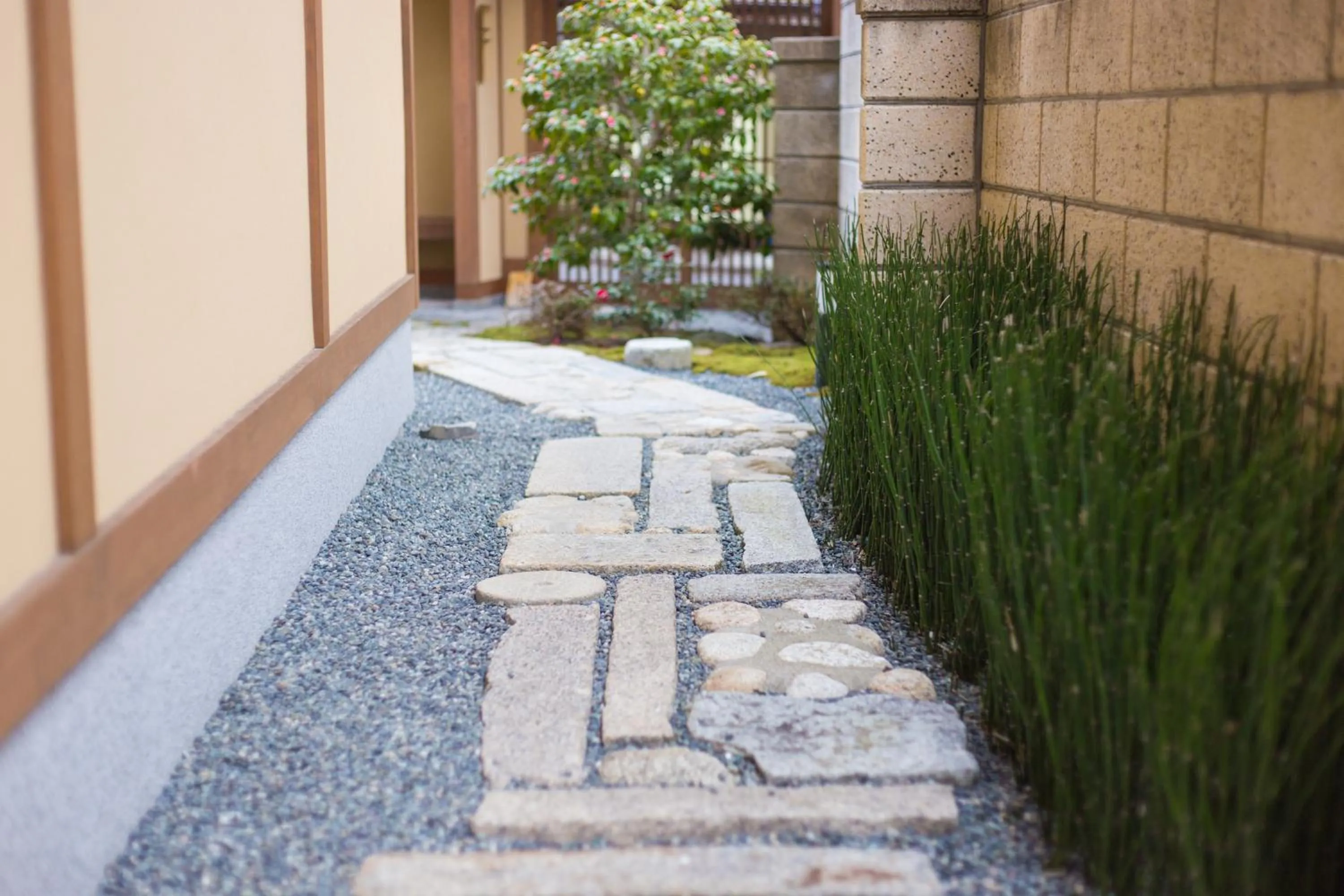 Garden in Kyo no Yado Sangen Ninenzaka