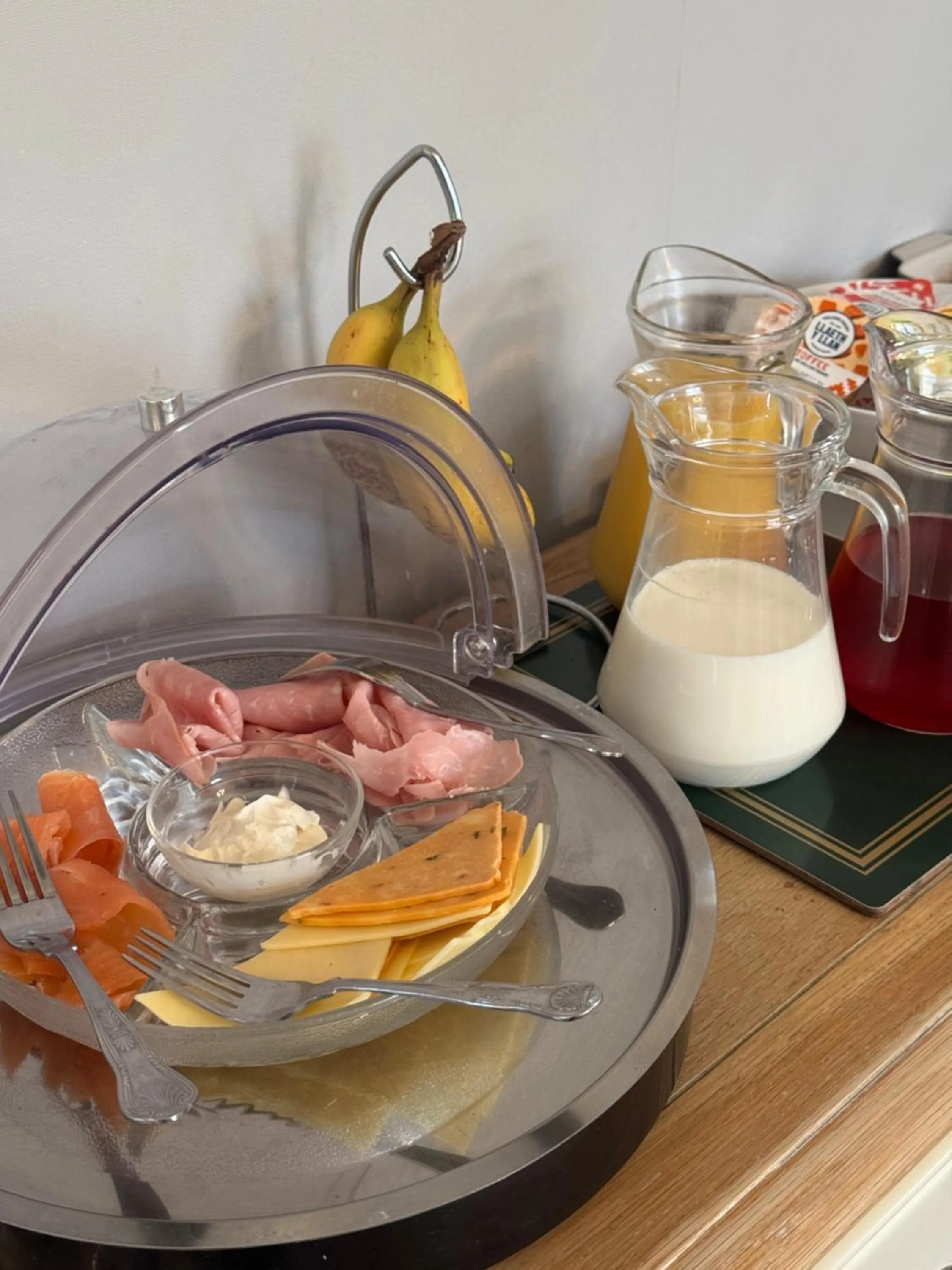 Breakfast in Rosaire Guest House