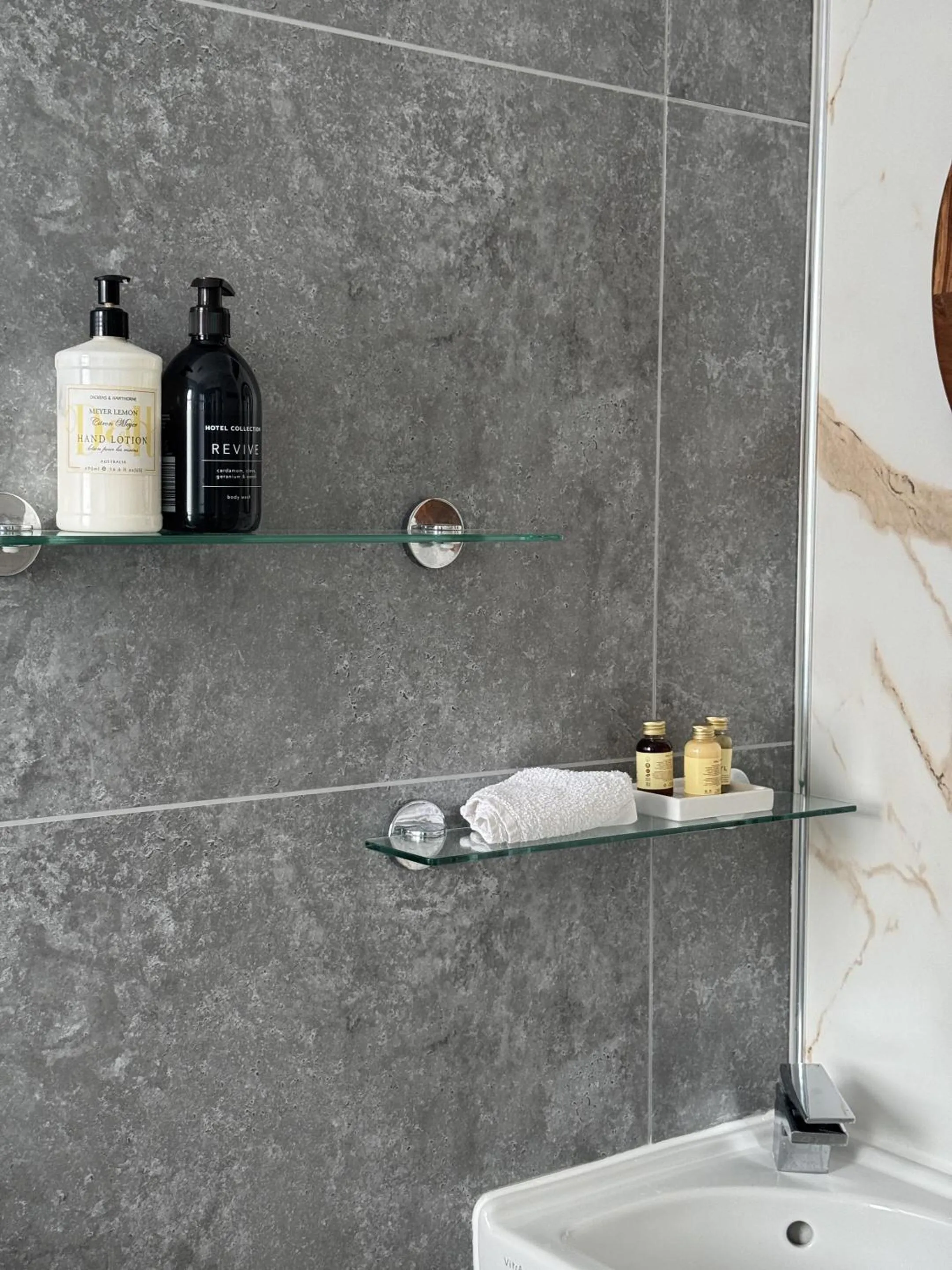 Bathroom in Rosaire Guest House