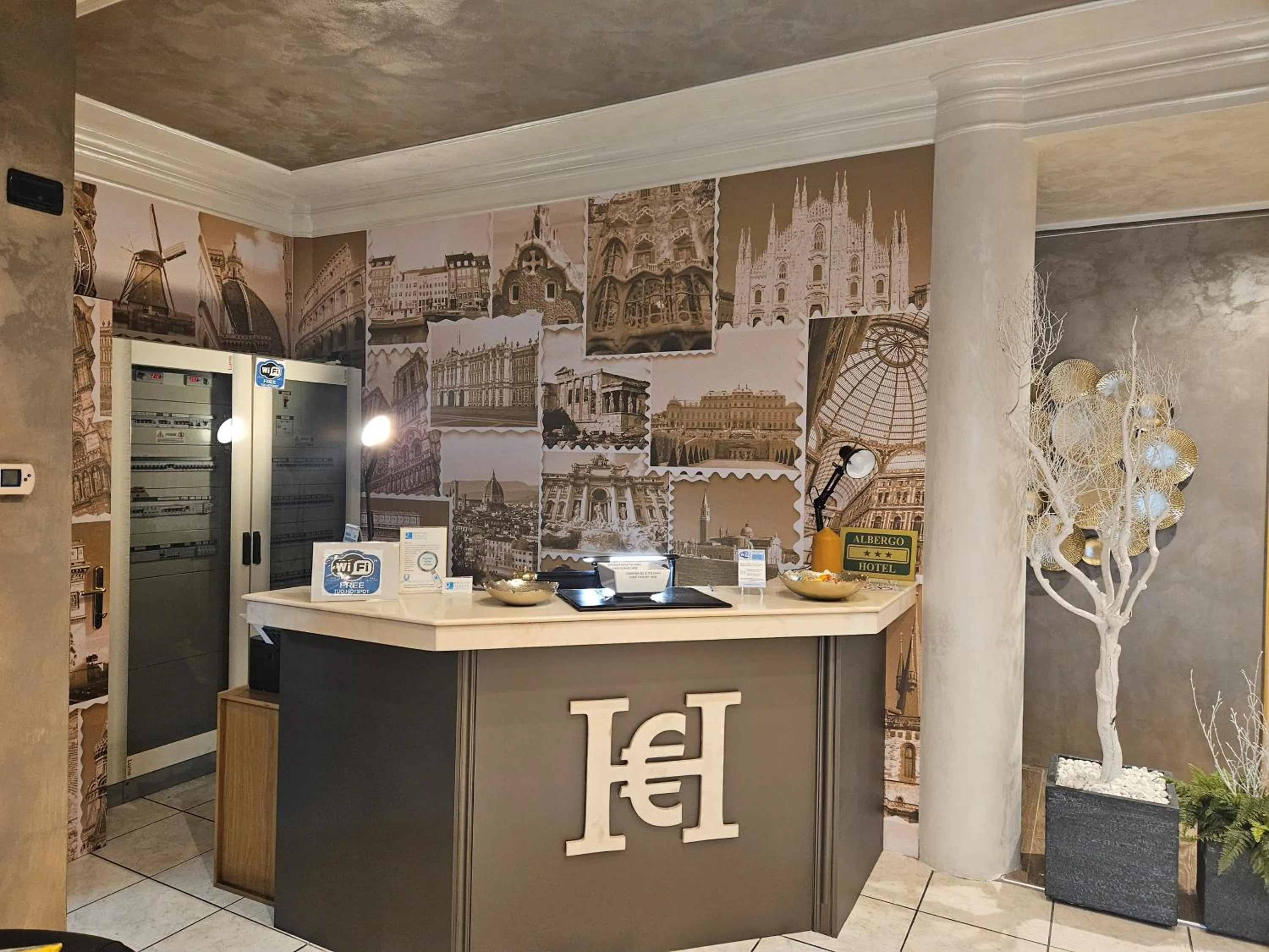 Lobby or reception in Hotel Euro