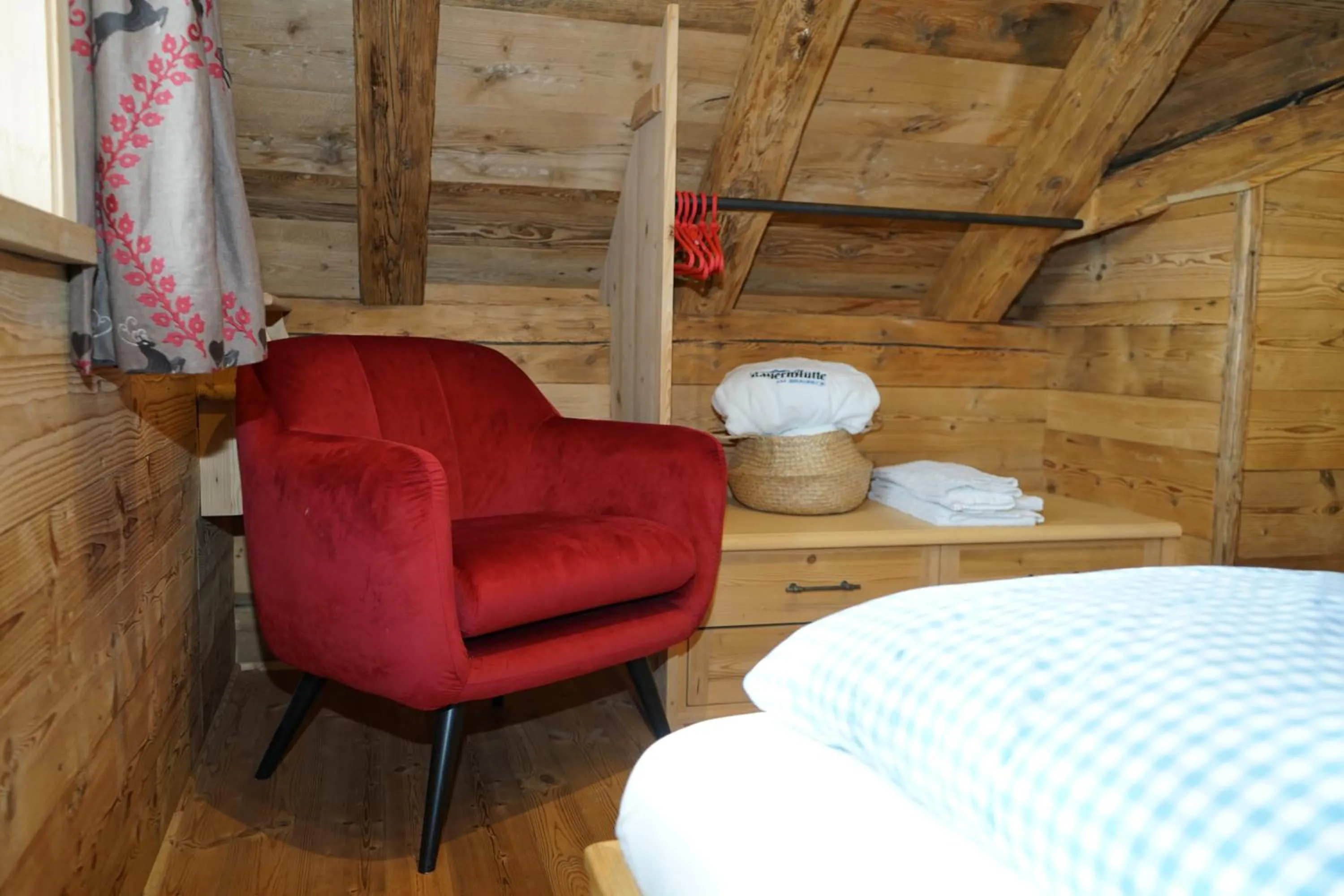 Bedroom, Bed in Naturhotel & Bayernhütte am Brauneck
