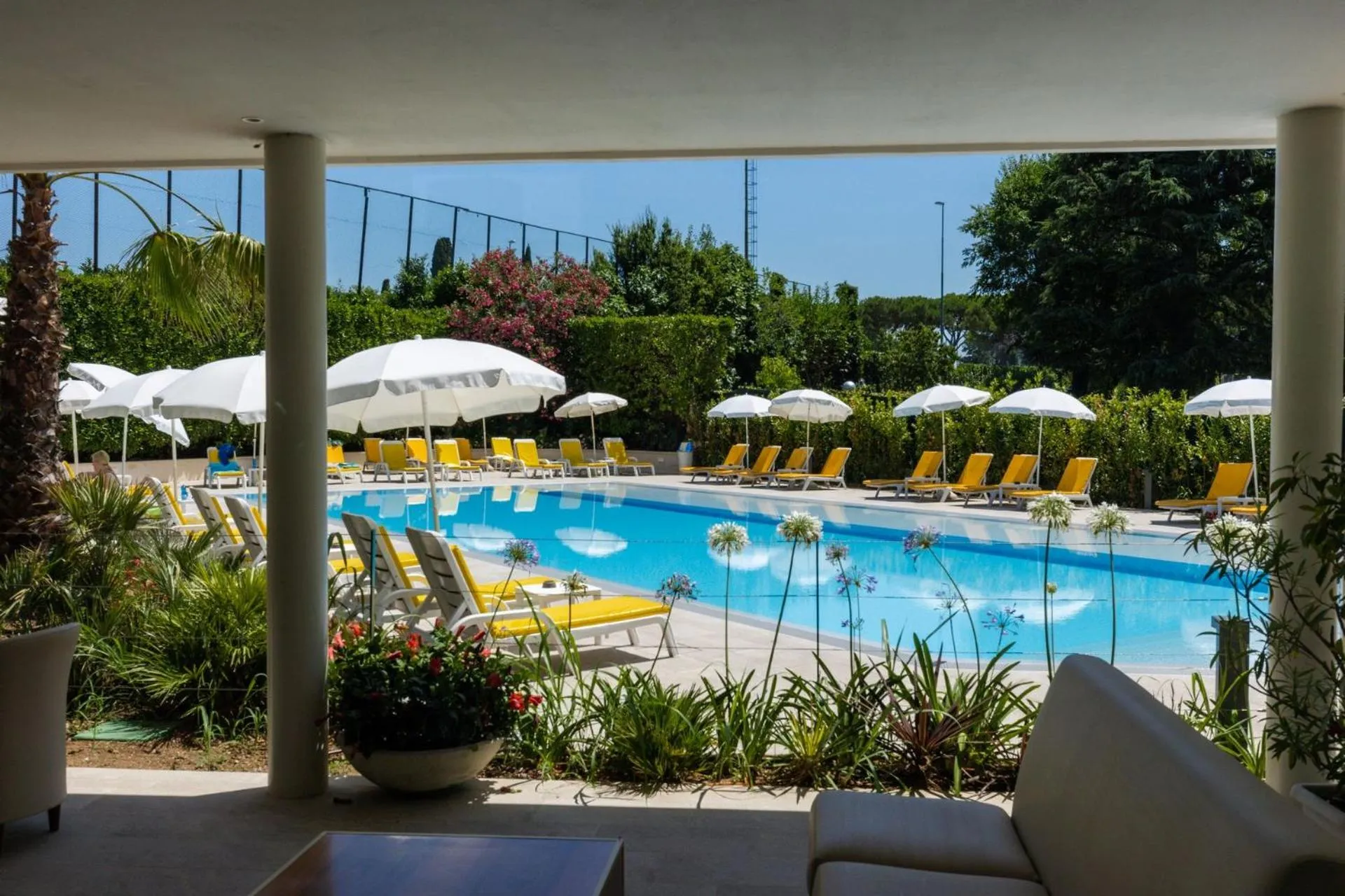 Swimming pool in Hotel Du Parc
