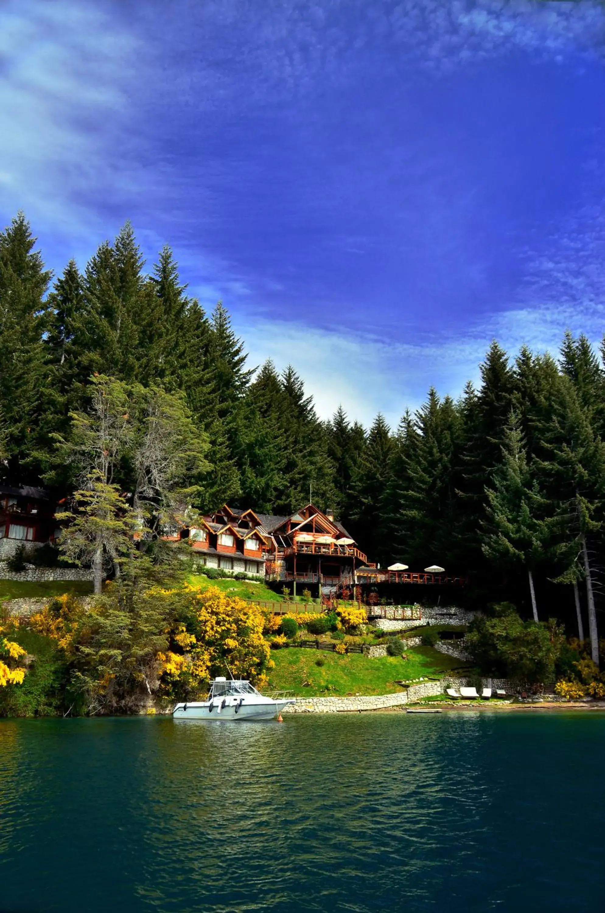 Dos Bahias Lake Resort Dos Bahias Lake Resort