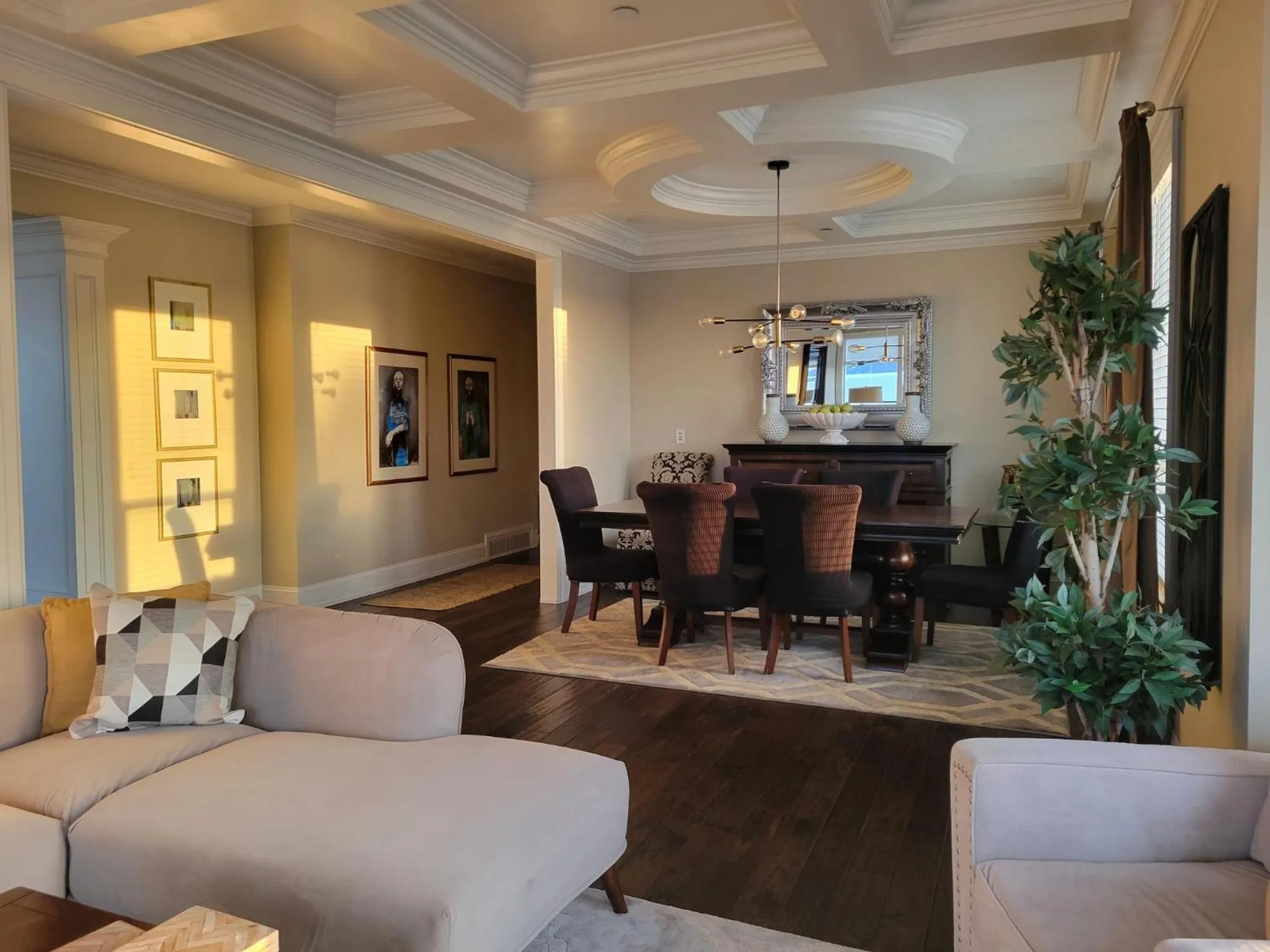 Dining area in Sand and Salt Bed & Breakfast