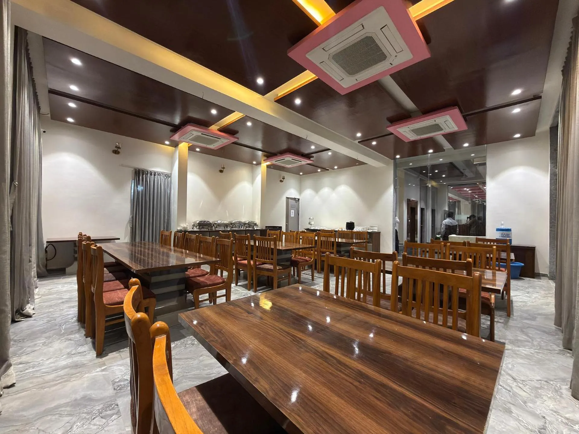 Daksh The Valley Resort - Saputara