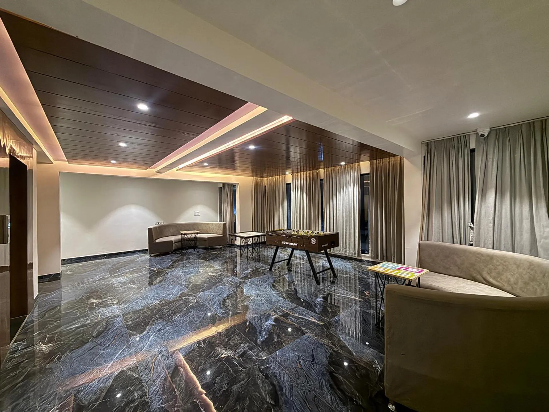 Game Room in Daksh The Valley Resort - Saputara