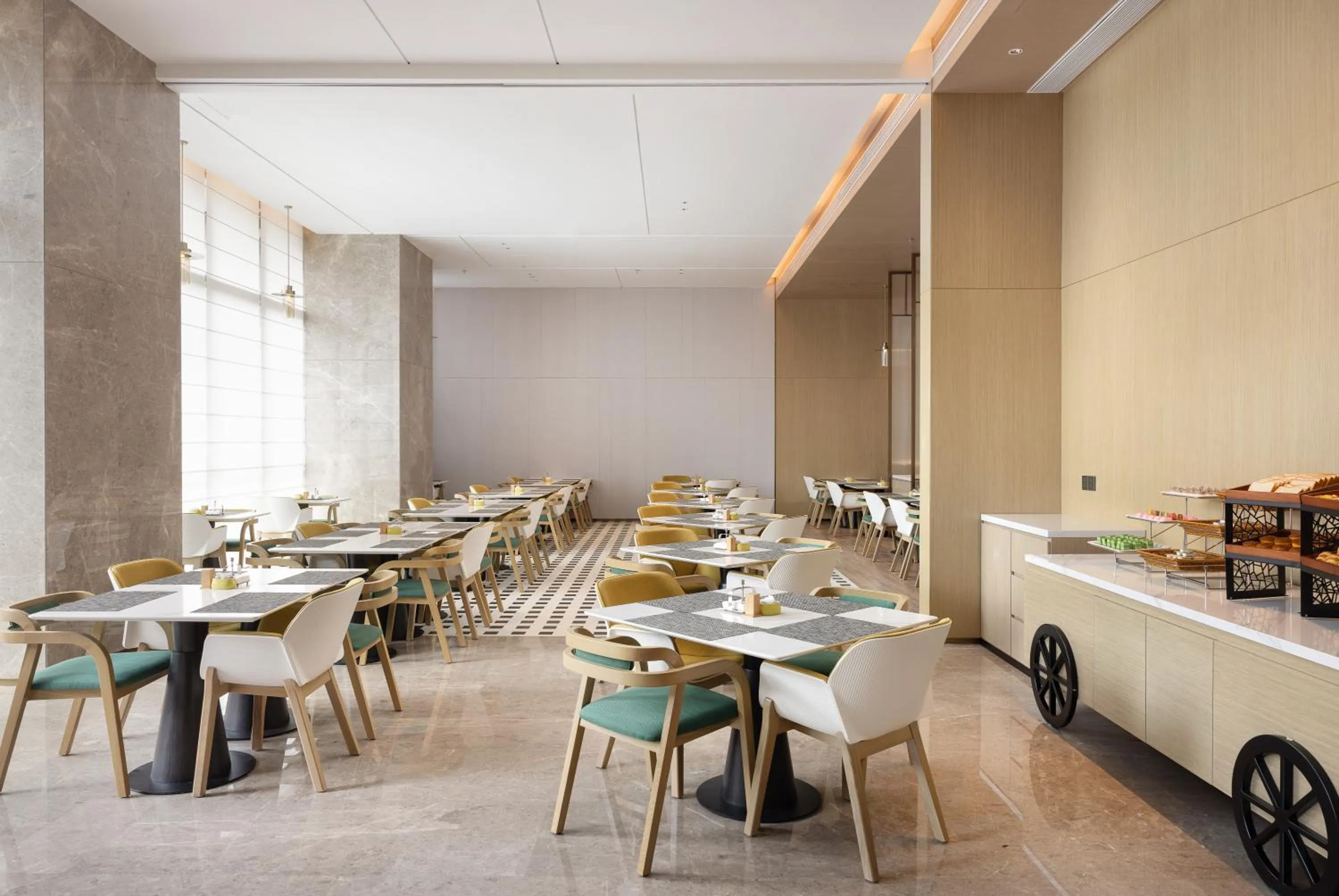 Restaurant/places to eat in Home2 Suite by Hilton Kunming Xishan