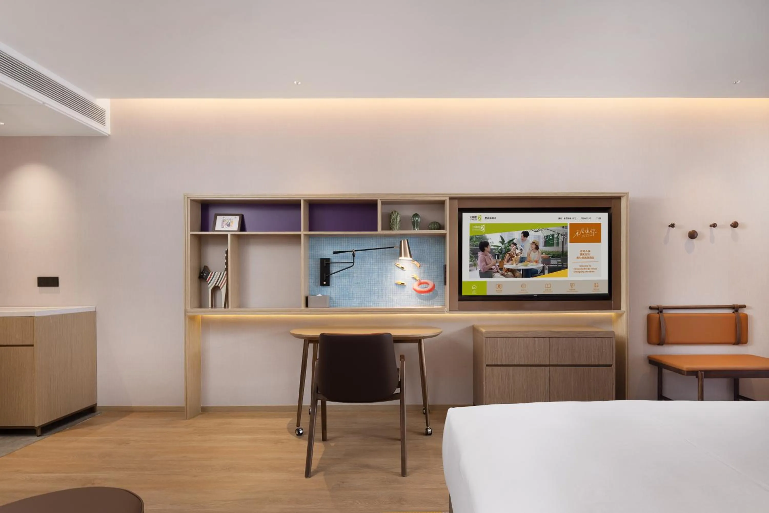 Bed in Home2 Suite by Hilton Kunming Xishan