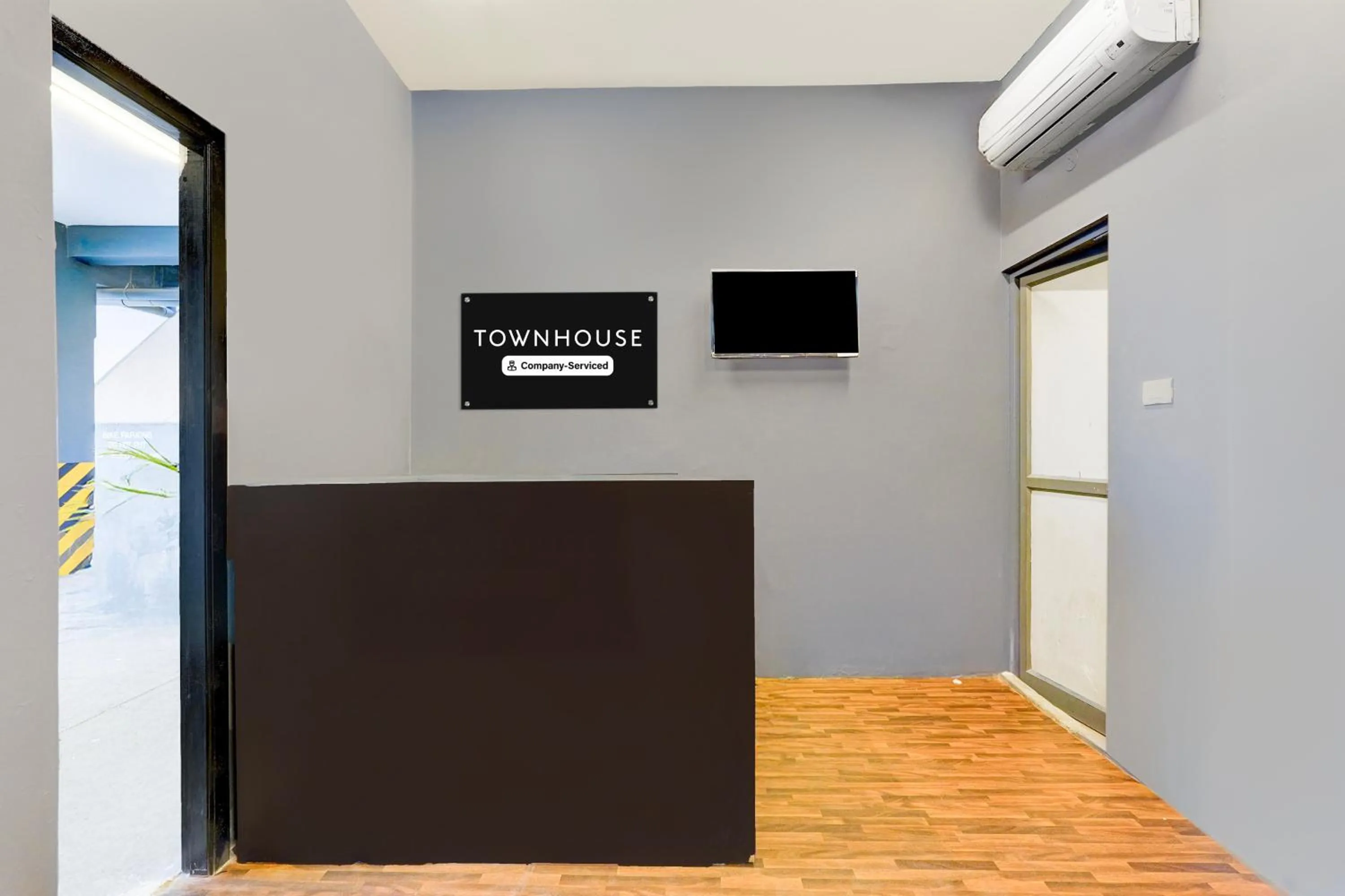 Townhouse Nanganallur Near Chennai Airport