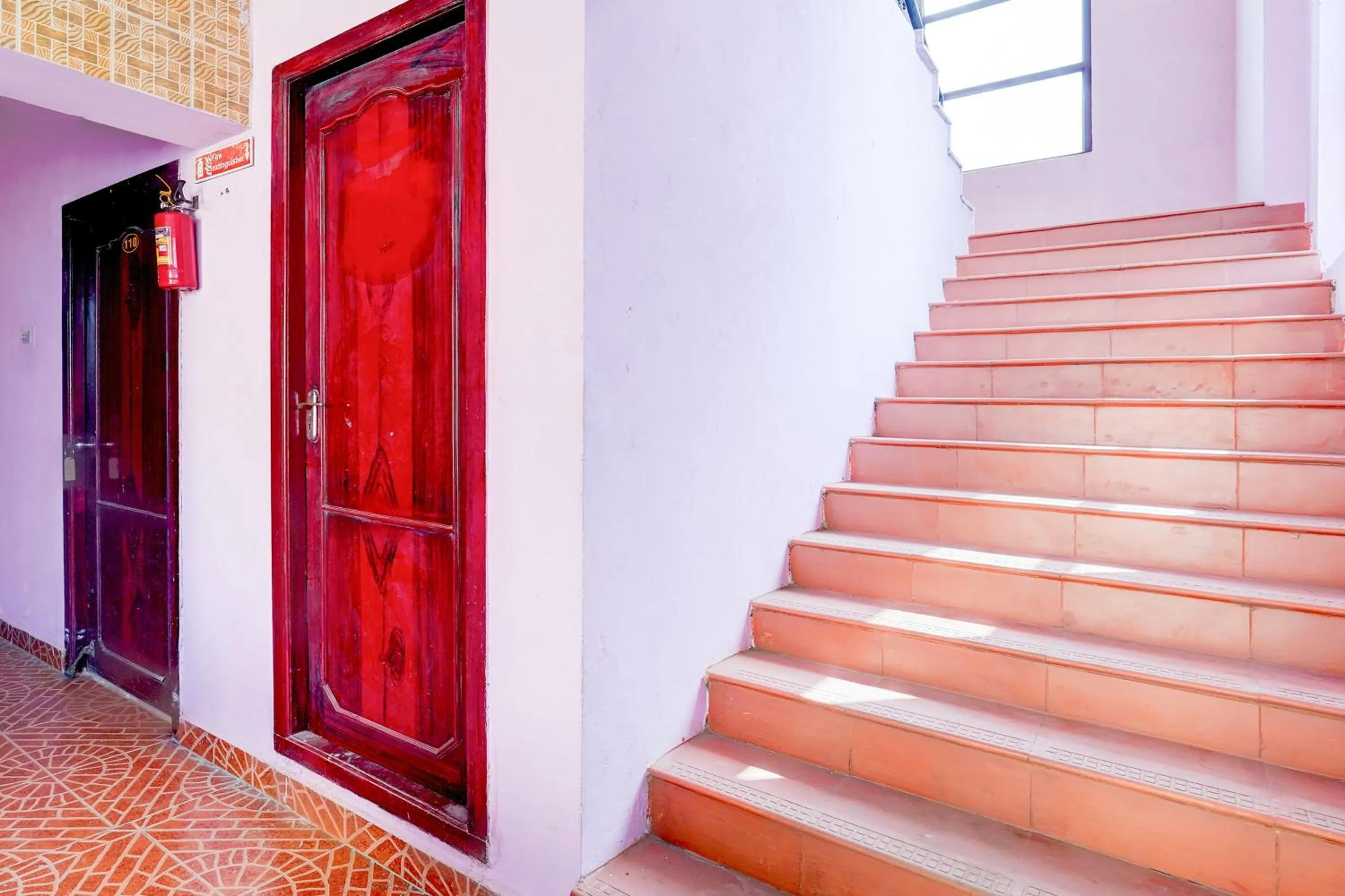 Lobby or reception in Super Hotel O Nemeli Road Sriram Nagar