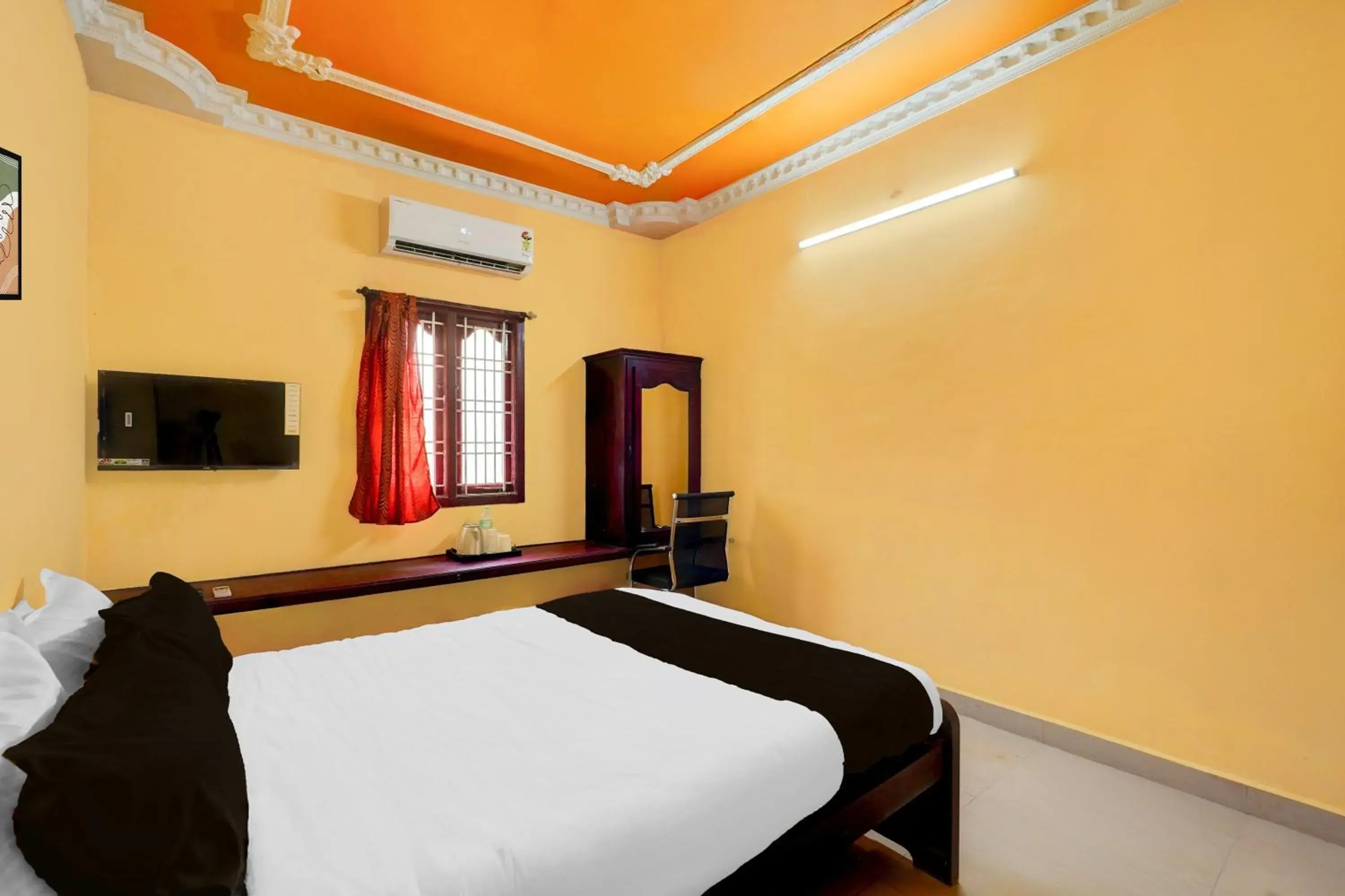 Bedroom, Bed in Hotel O Nemeli Road Sriram Nagar Bedroom, Bed in Hotel O Nemeli Road Sriram Nagar