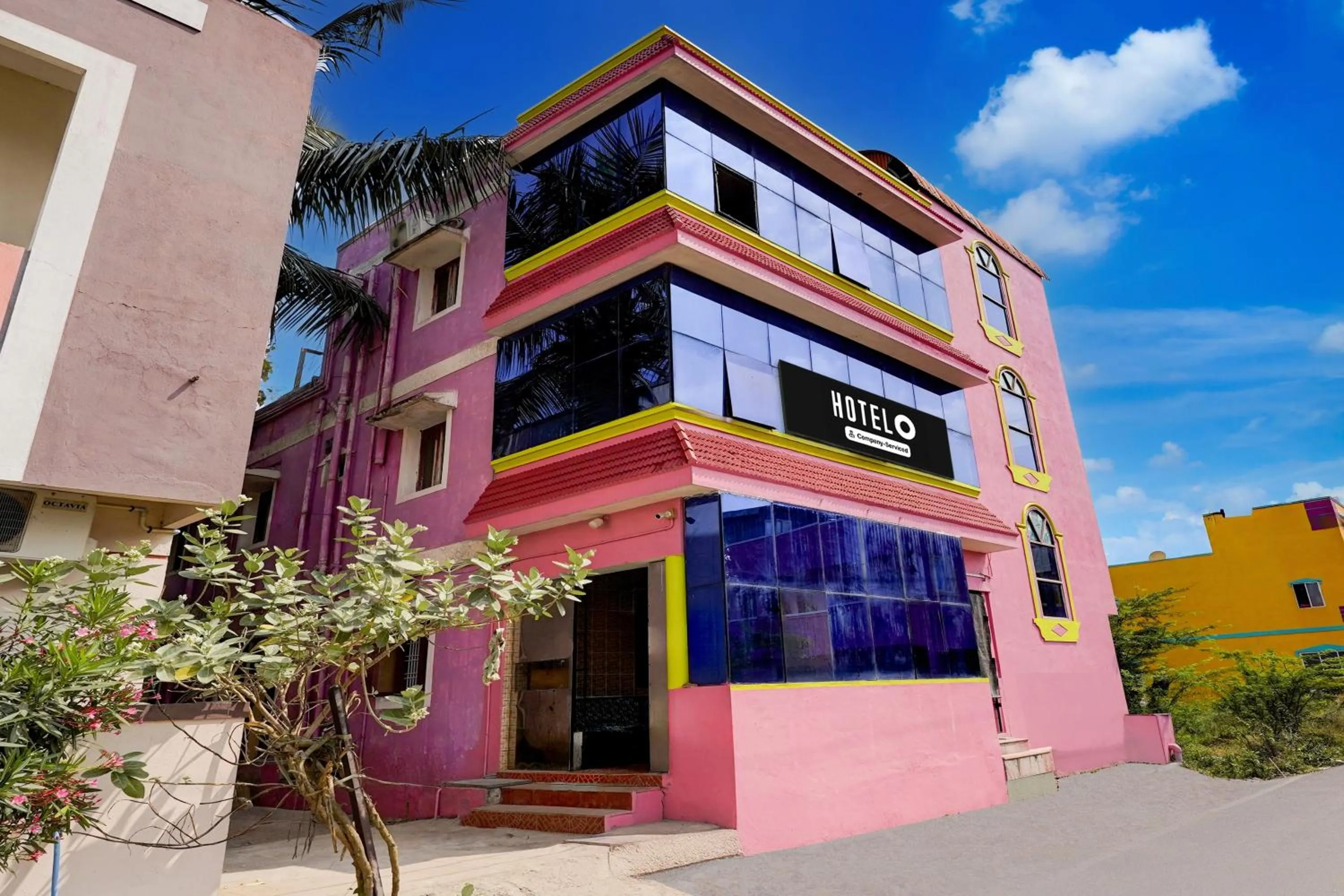 Facade/entrance in Super Hotel O Nemeli Road Sriram Nagar