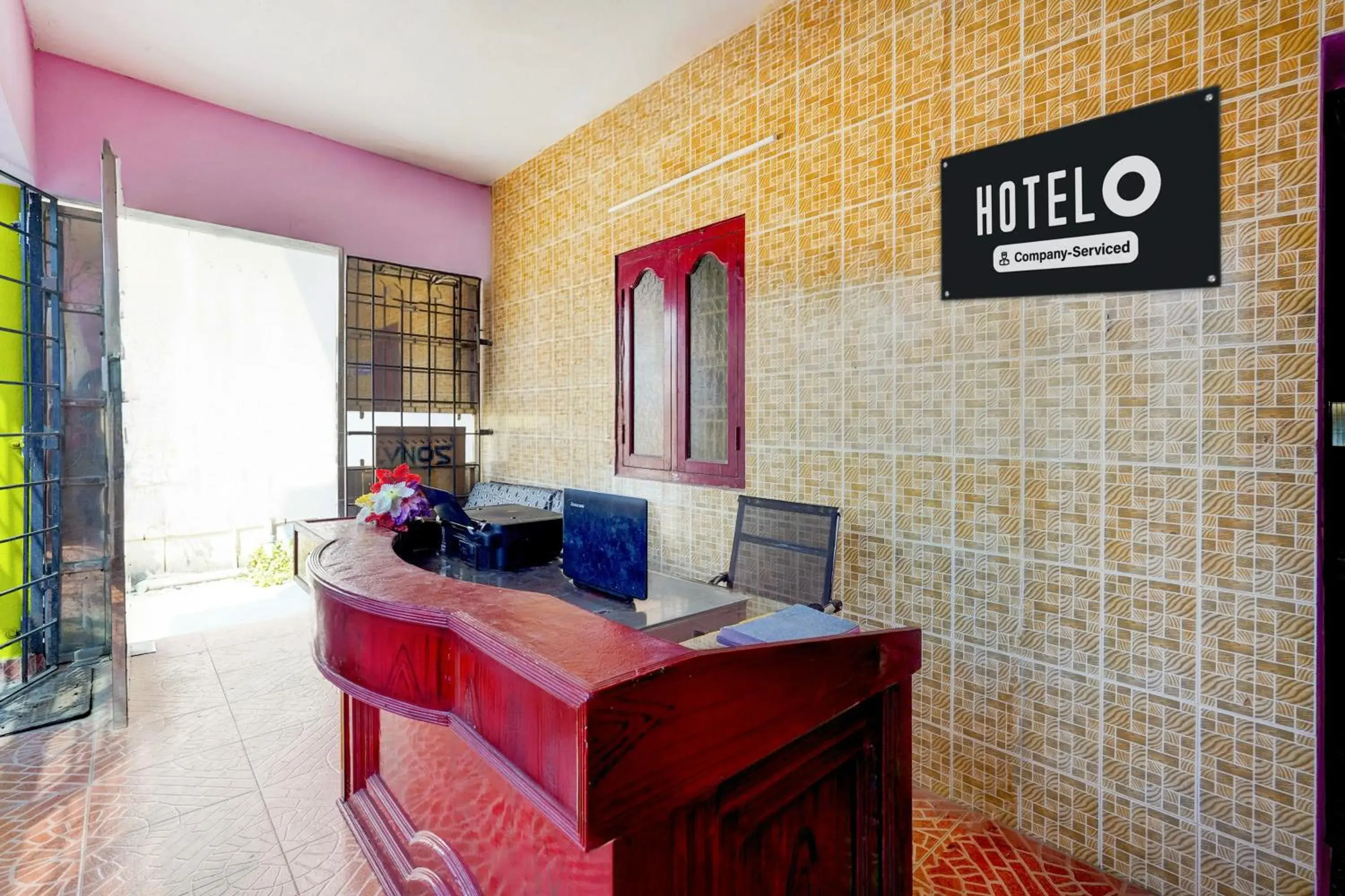 Lobby or reception in Super Hotel O Nemeli Road Sriram Nagar Lobby or reception in Super Hotel O Nemeli Road Sriram Nagar