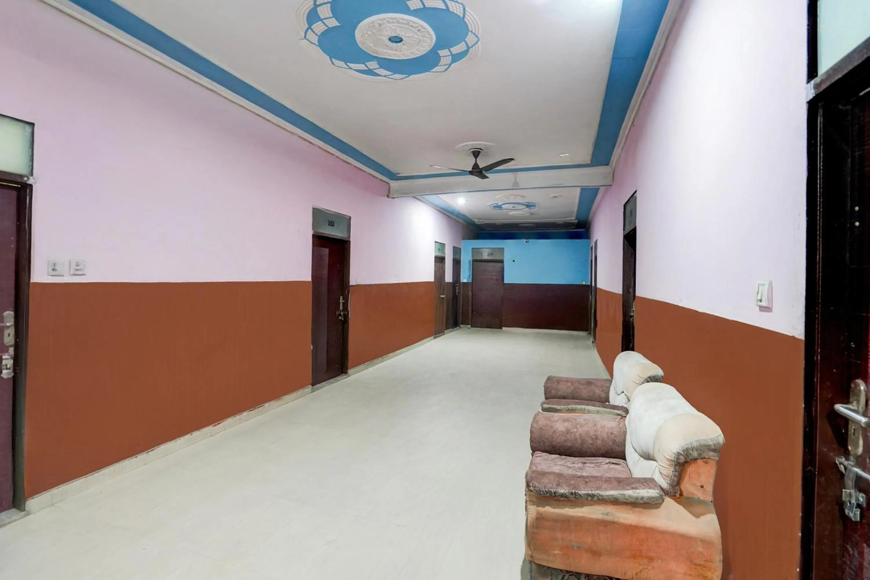 Lobby or reception in Hotel O Behror