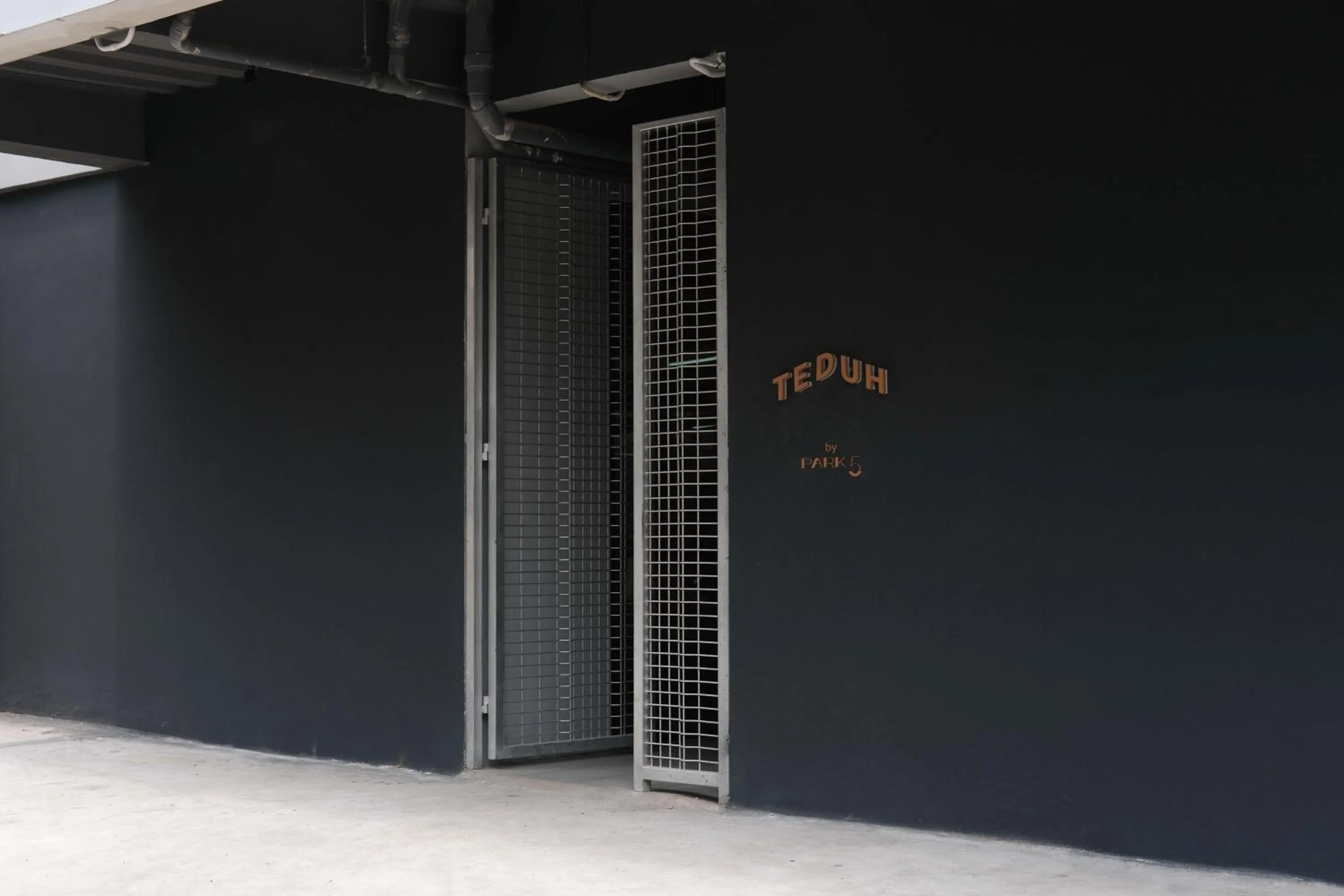 Property building in Teduh Simatupang