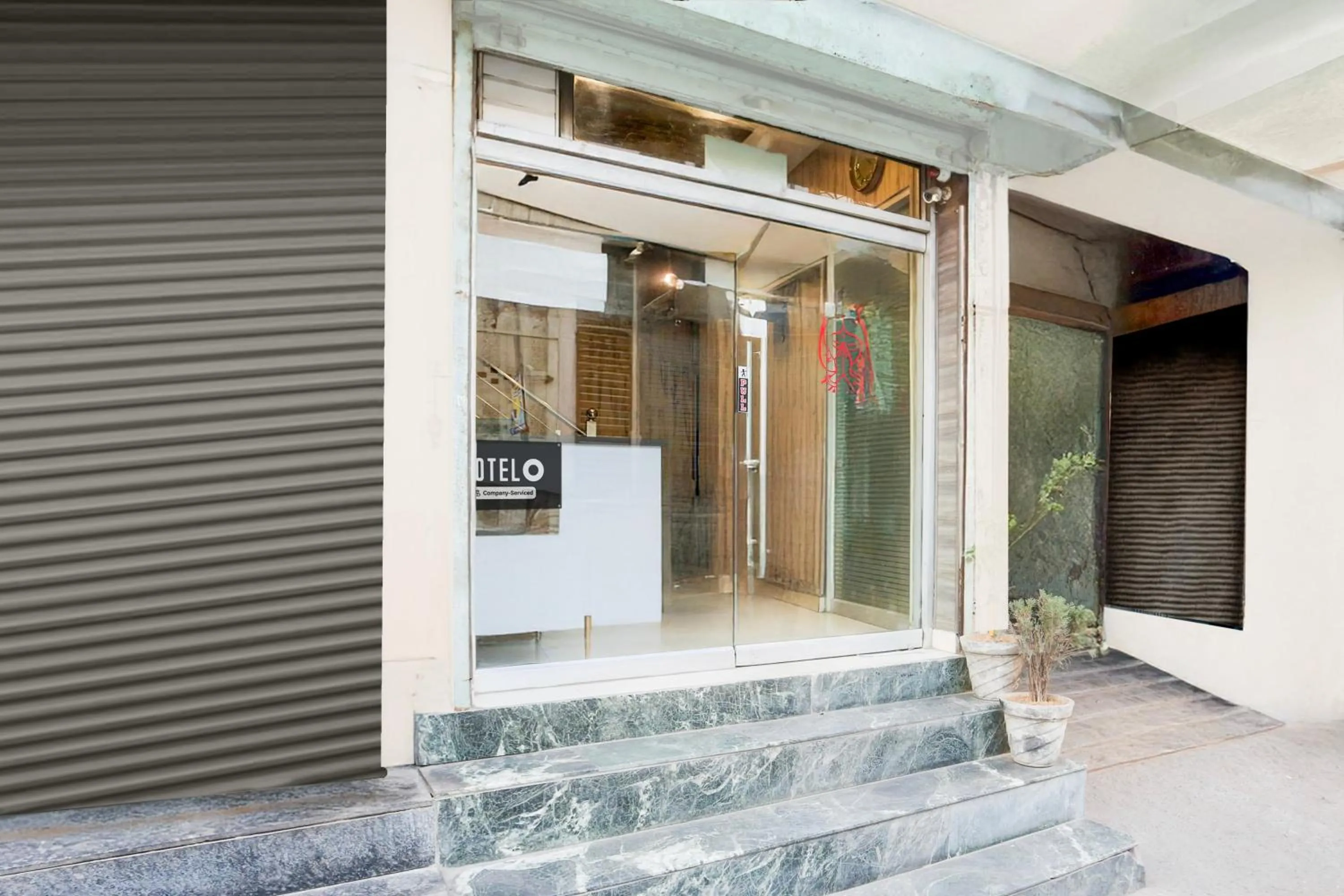 Facade/entrance in Super Hotel O Subhani Building Formerly Hotel Amandeep
