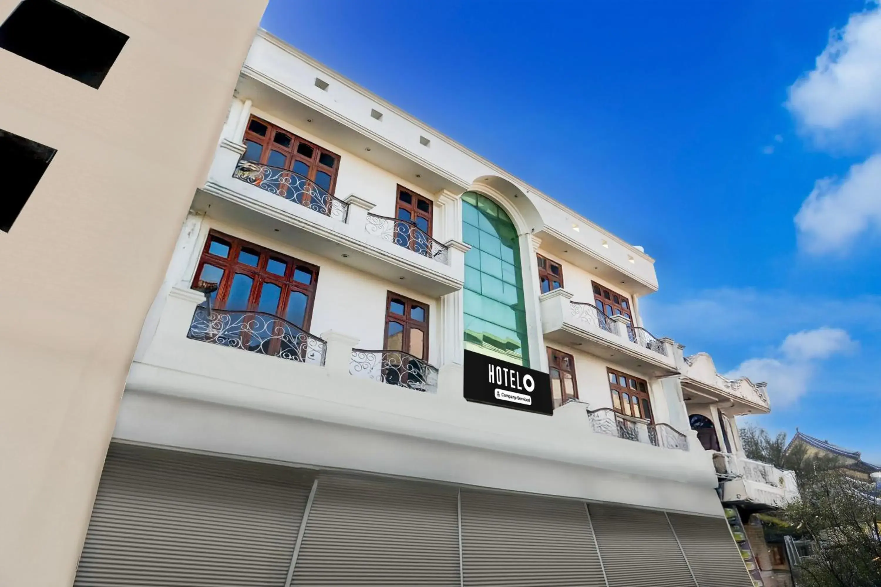 Facade/entrance in Super Hotel O Subhani Building Formerly Hotel Amandeep Facade/entrance in Super Hotel O Subhani Building Formerly Hotel Amandeep