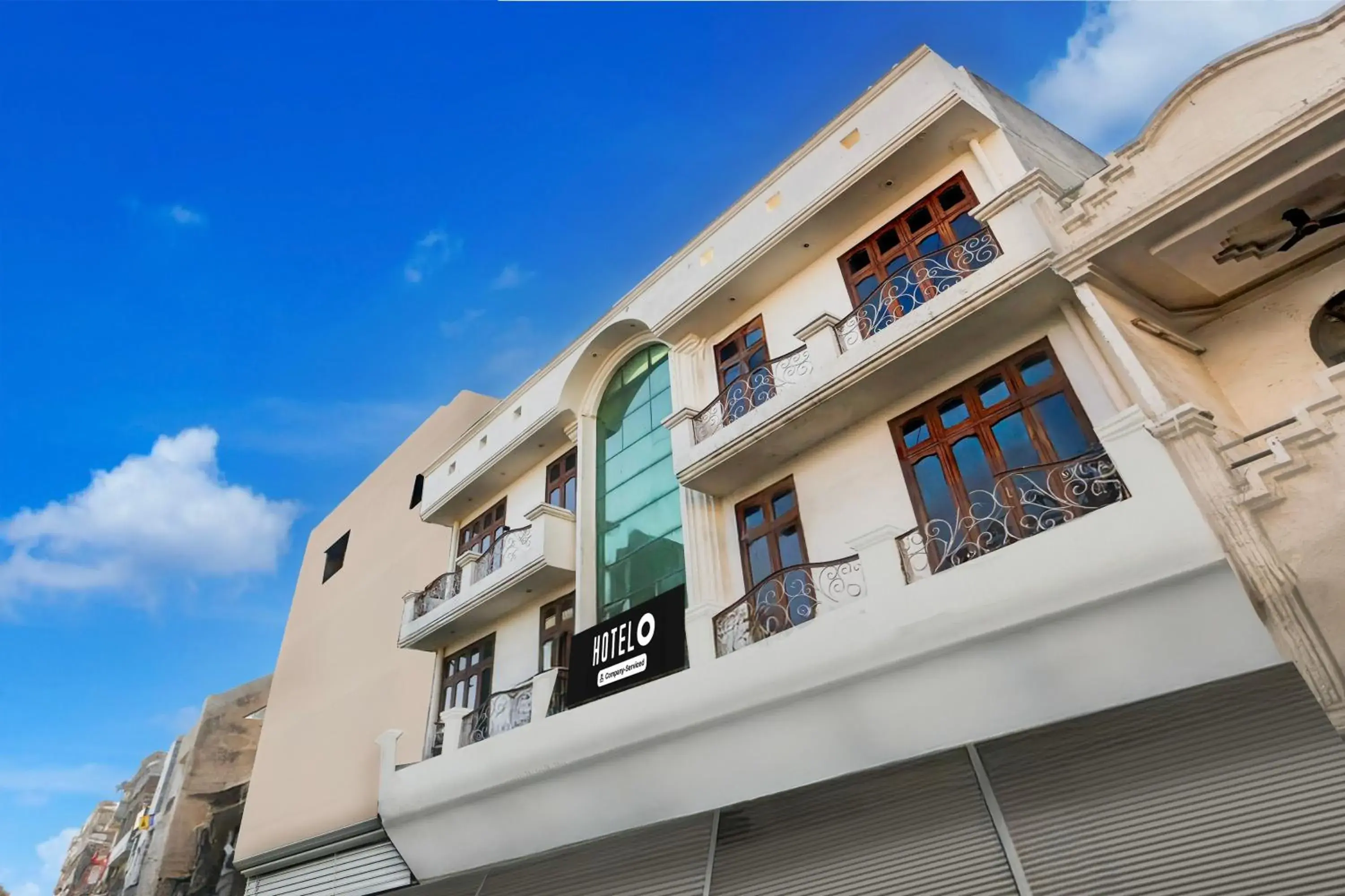 Facade/entrance in Super Hotel O Subhani Building Formerly Hotel Amandeep Facade/entrance in Super Hotel O Subhani Building Formerly Hotel Amandeep