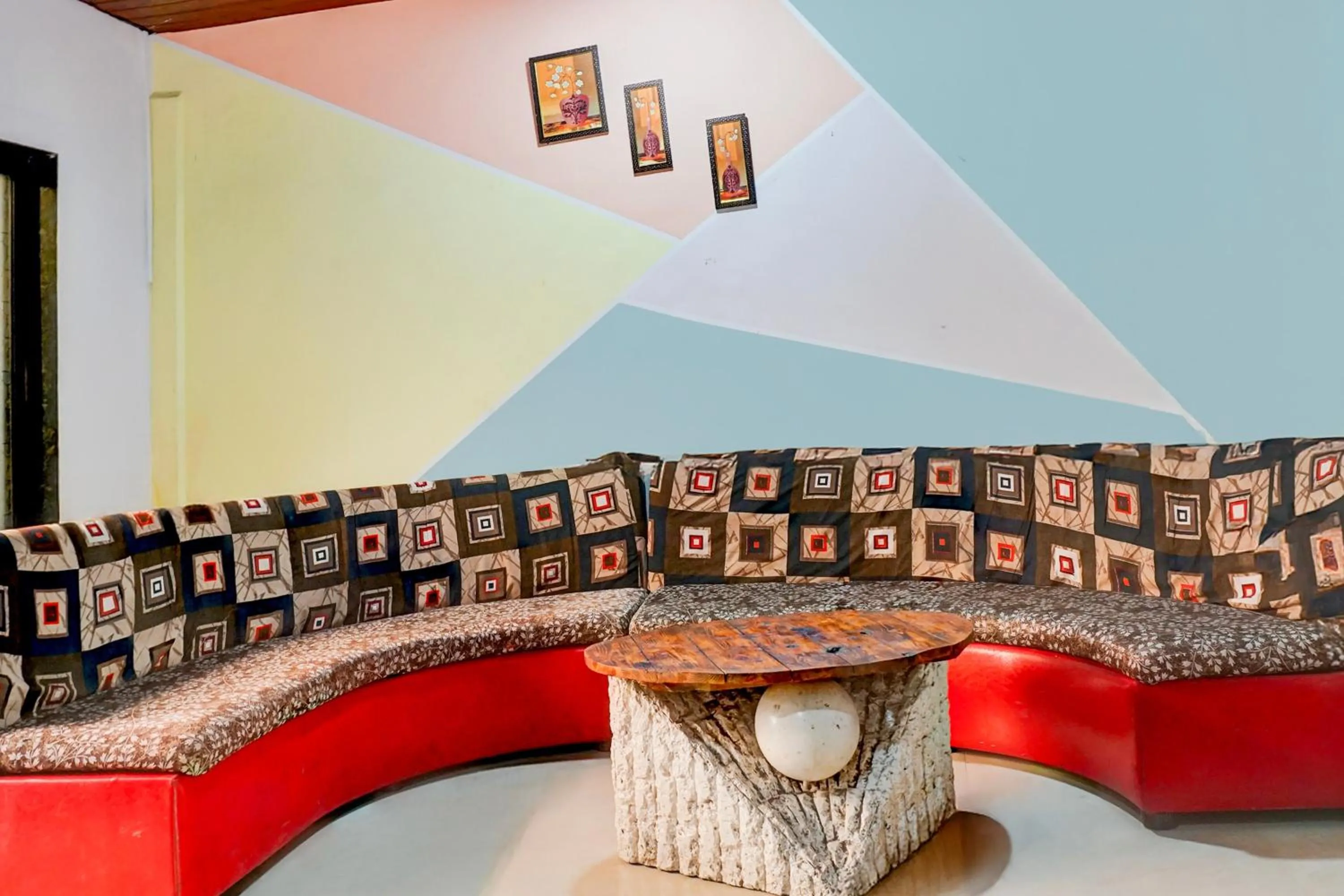 Lobby or reception in Hotel O Malavli Lonavala