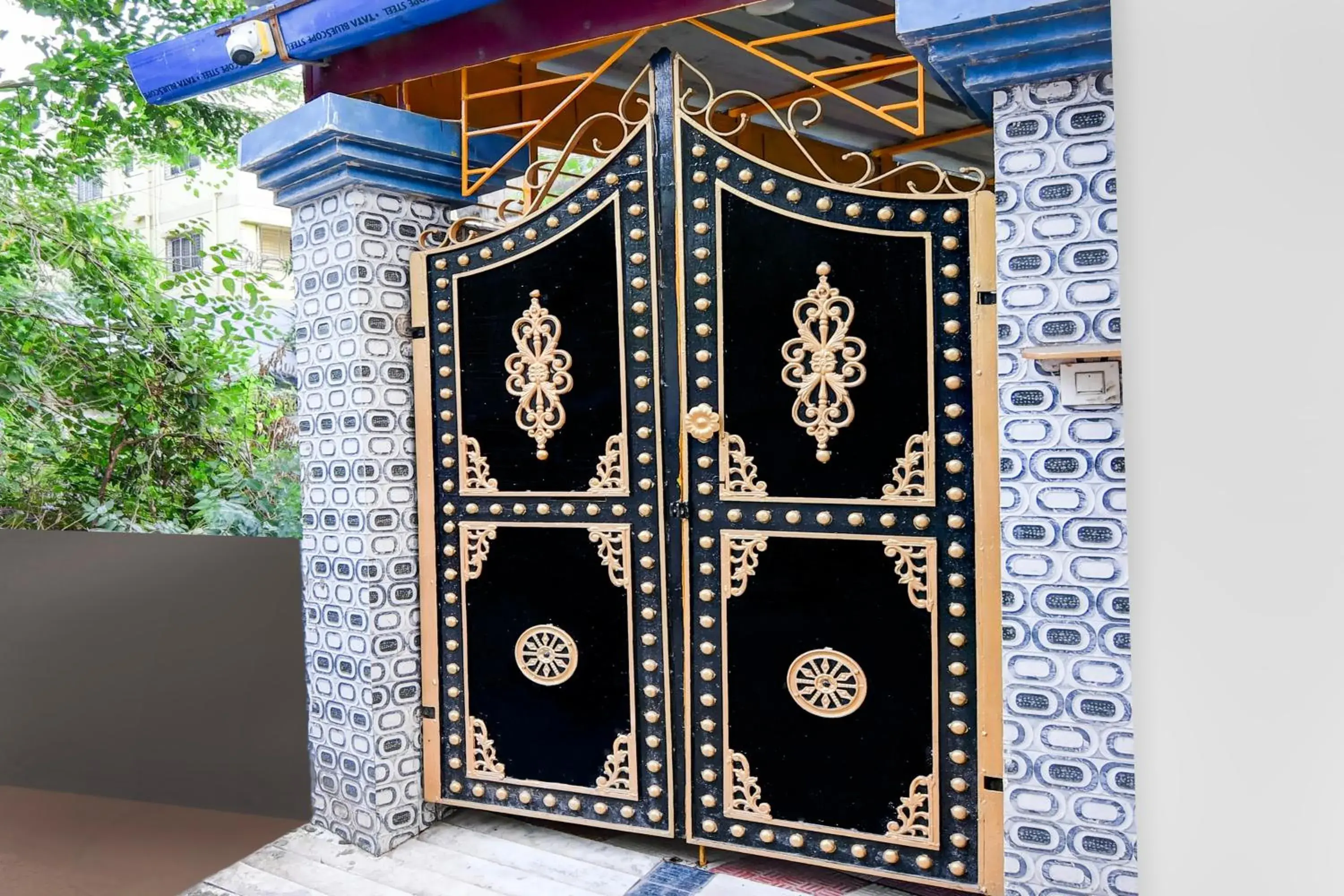 Facade/entrance in Super Hotel O Kolkata Near Acropolis Mall Formerly 7 Horse GH Facade/entrance in Super Hotel O Kolkata Near Acropolis Mall Formerly 7 Horse GH