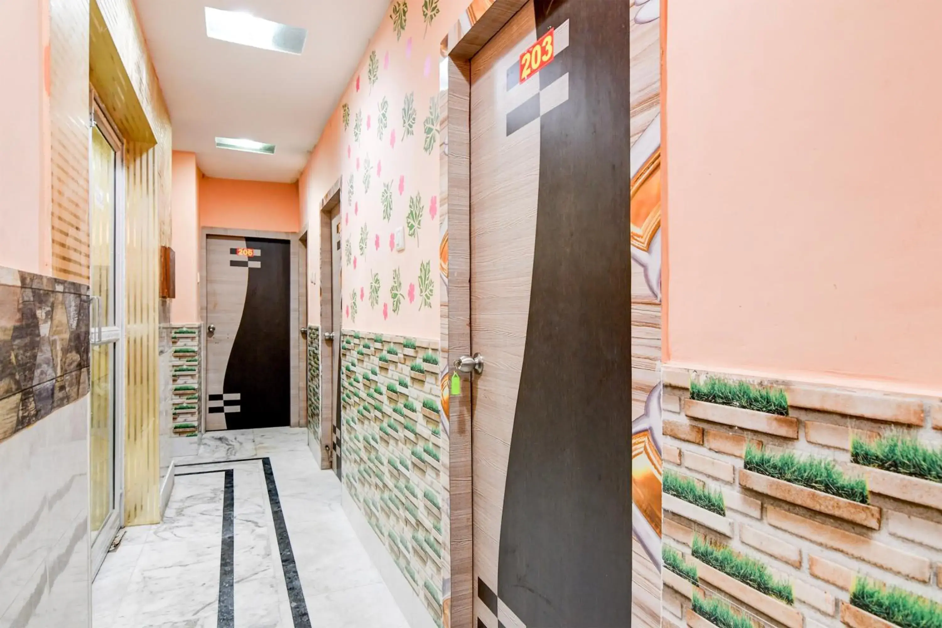 Lobby or reception in Super Hotel O Kolkata Near Acropolis Mall Formerly 7 Horse GH Lobby or reception in Super Hotel O Kolkata Near Acropolis Mall Formerly 7 Horse GH