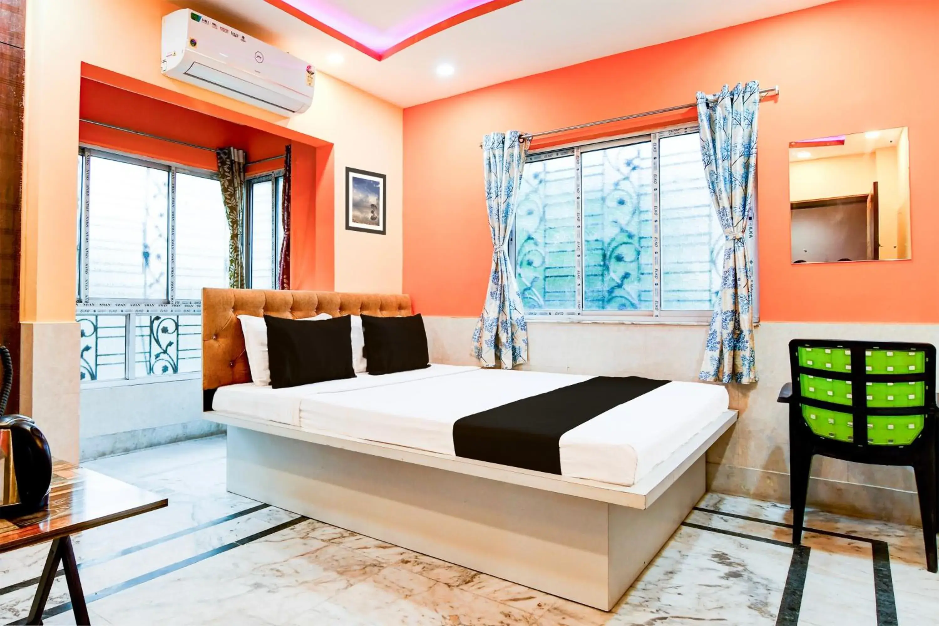 Bedroom, Bed in Super Hotel O Kolkata Near Acropolis Mall Formerly 7 Horse GH Bedroom, Bed in Super Hotel O Kolkata Near Acropolis Mall Formerly 7 Horse GH