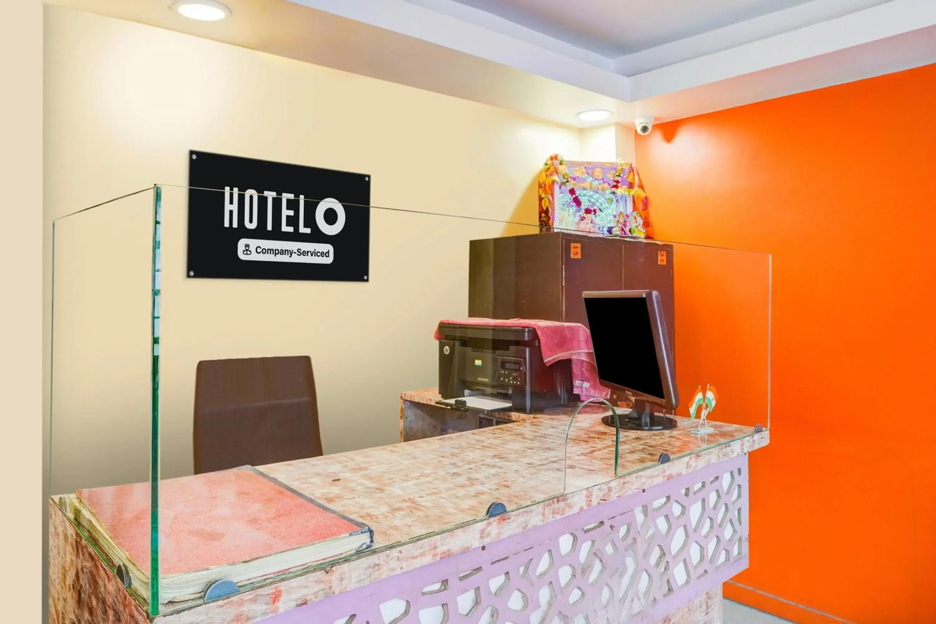 Lobby or reception in Hotel O Russel Chowk Formerly VN Residency Jabalpur Lobby or reception in Hotel O Russel Chowk Formerly VN Residency Jabalpur