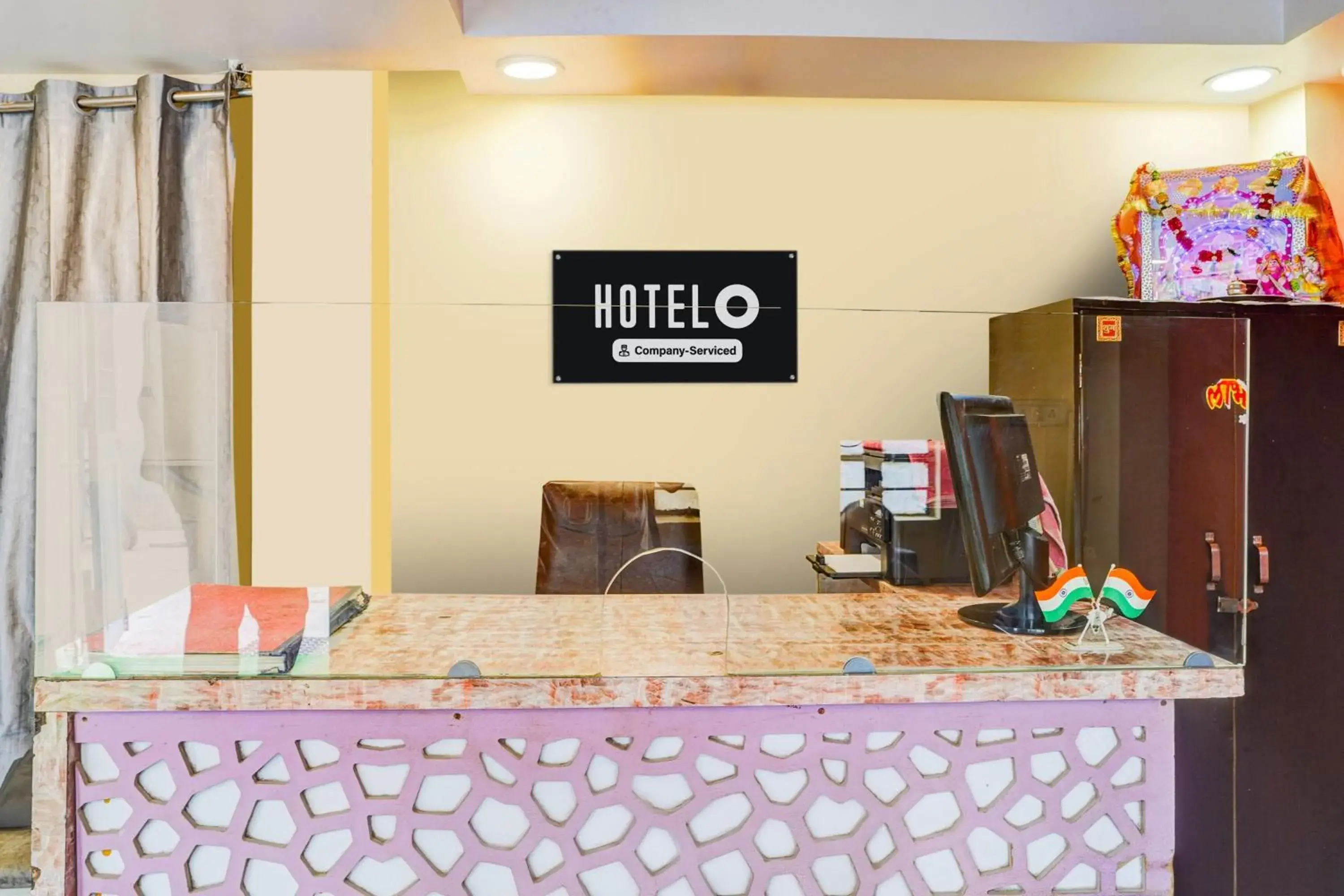 Lobby or reception in Super Hotel O Russel Chowk Formerly VN Residency Jabalpur Lobby or reception in Super Hotel O Russel Chowk Formerly VN Residency Jabalpur