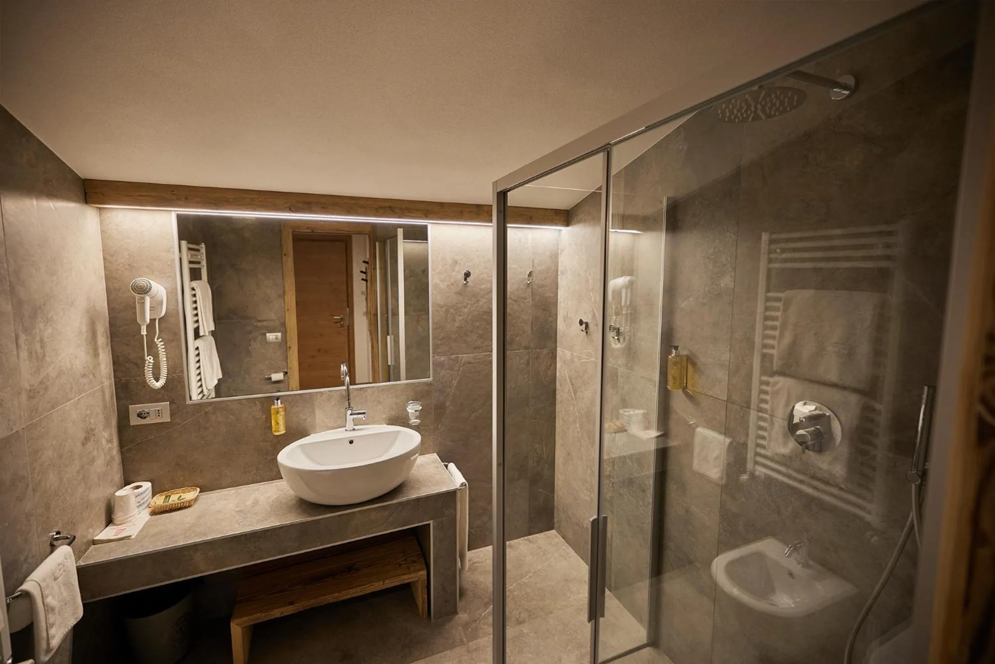 Bathroom in Hotel Vallechiara