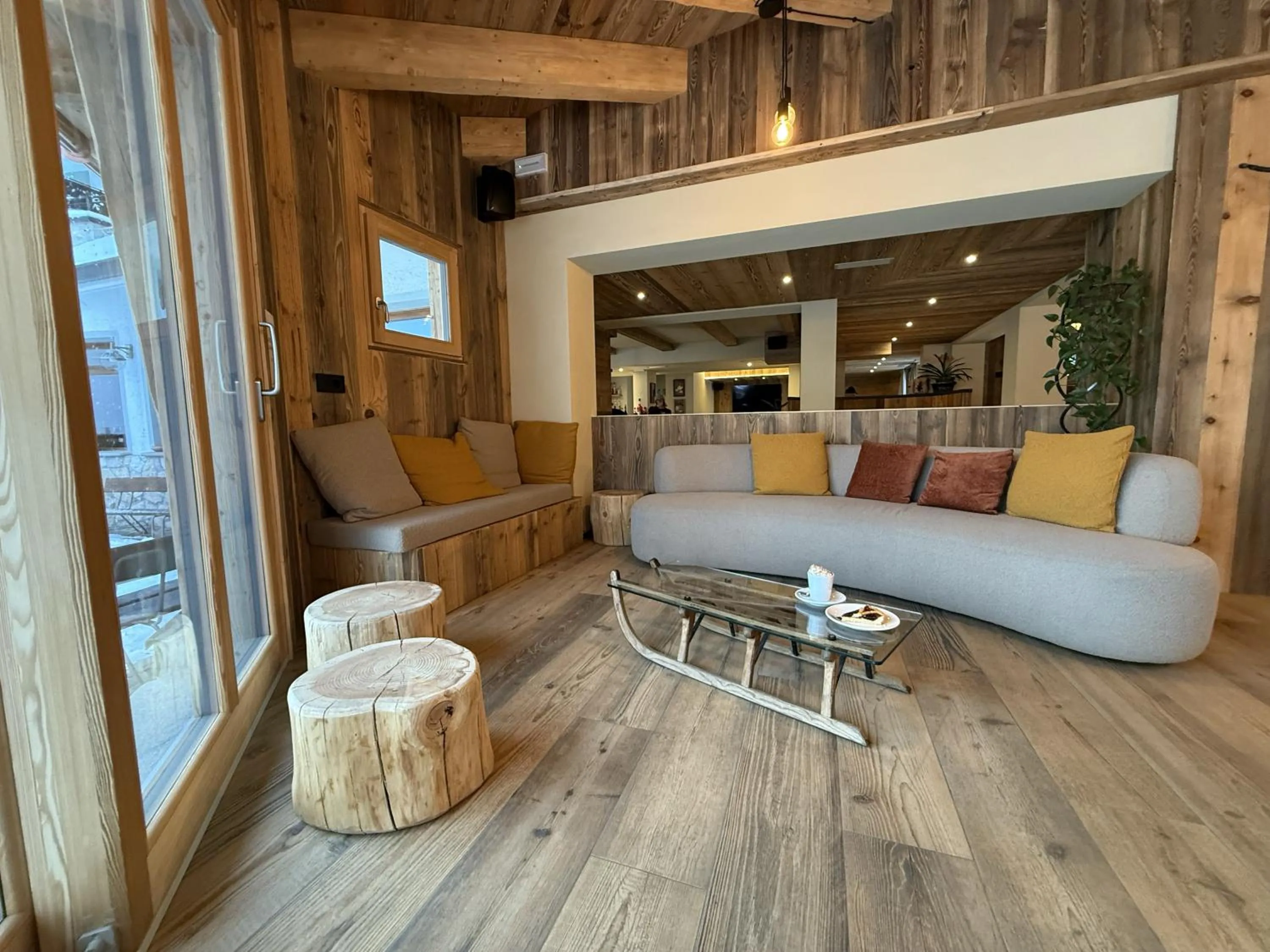 Lounge or bar in Hotel Vallechiara