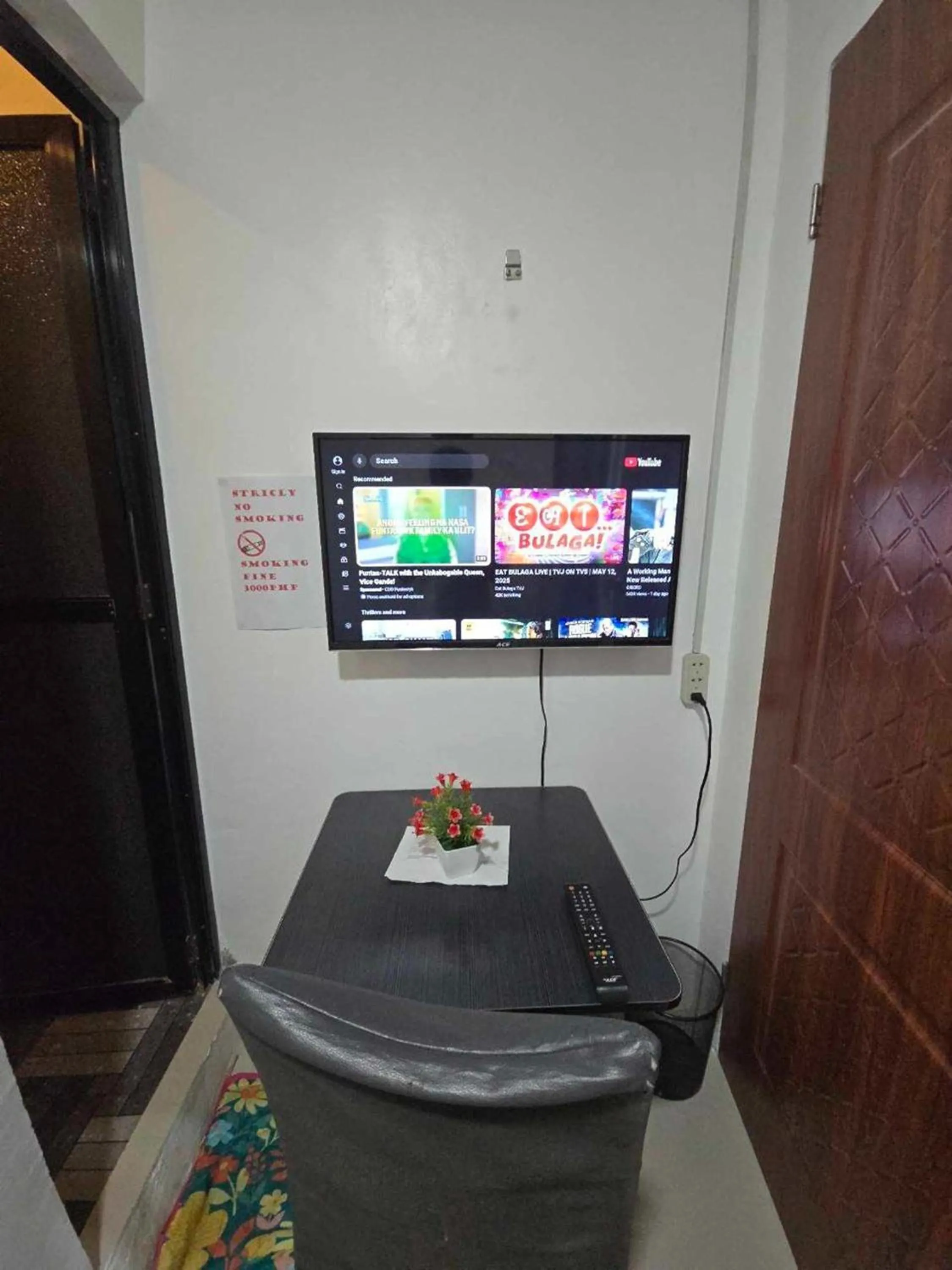 TV and multimedia in Hotel Villarte Fort Pampanga