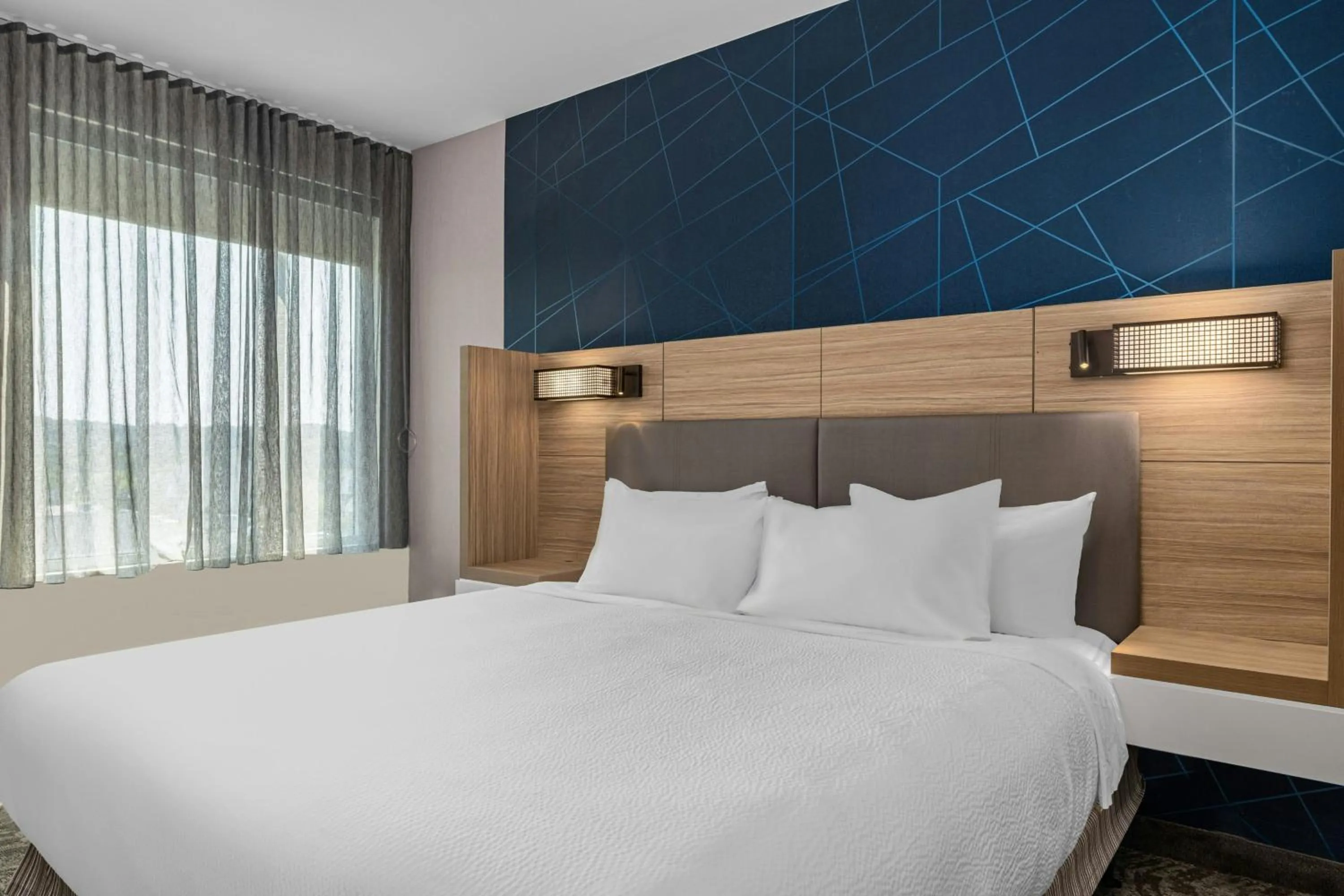 Bedroom, Bed in SpringHill Suites by Marriott Camden