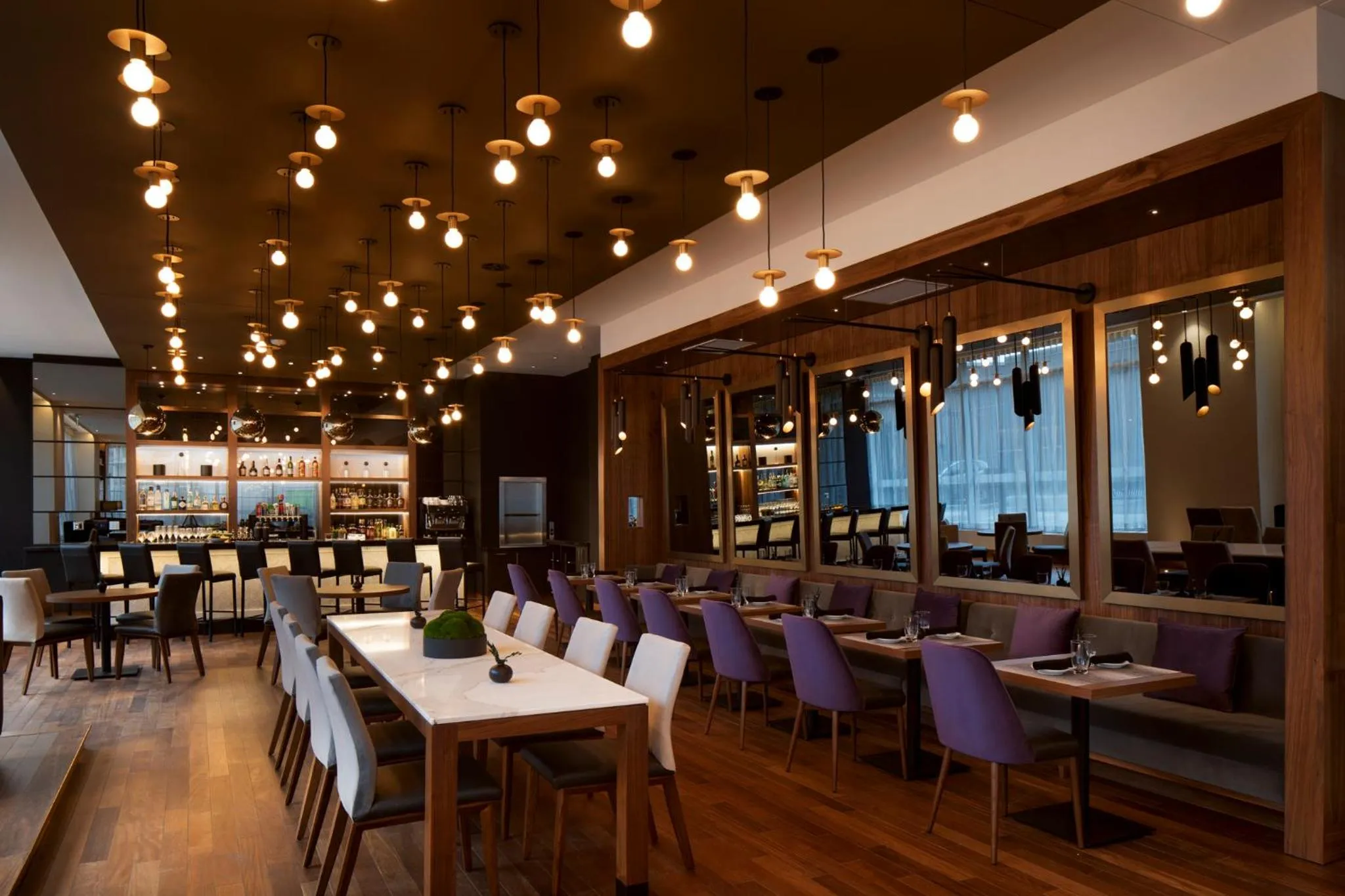 Lounge or bar in AC Hotel by Marriott Ottawa Downtown