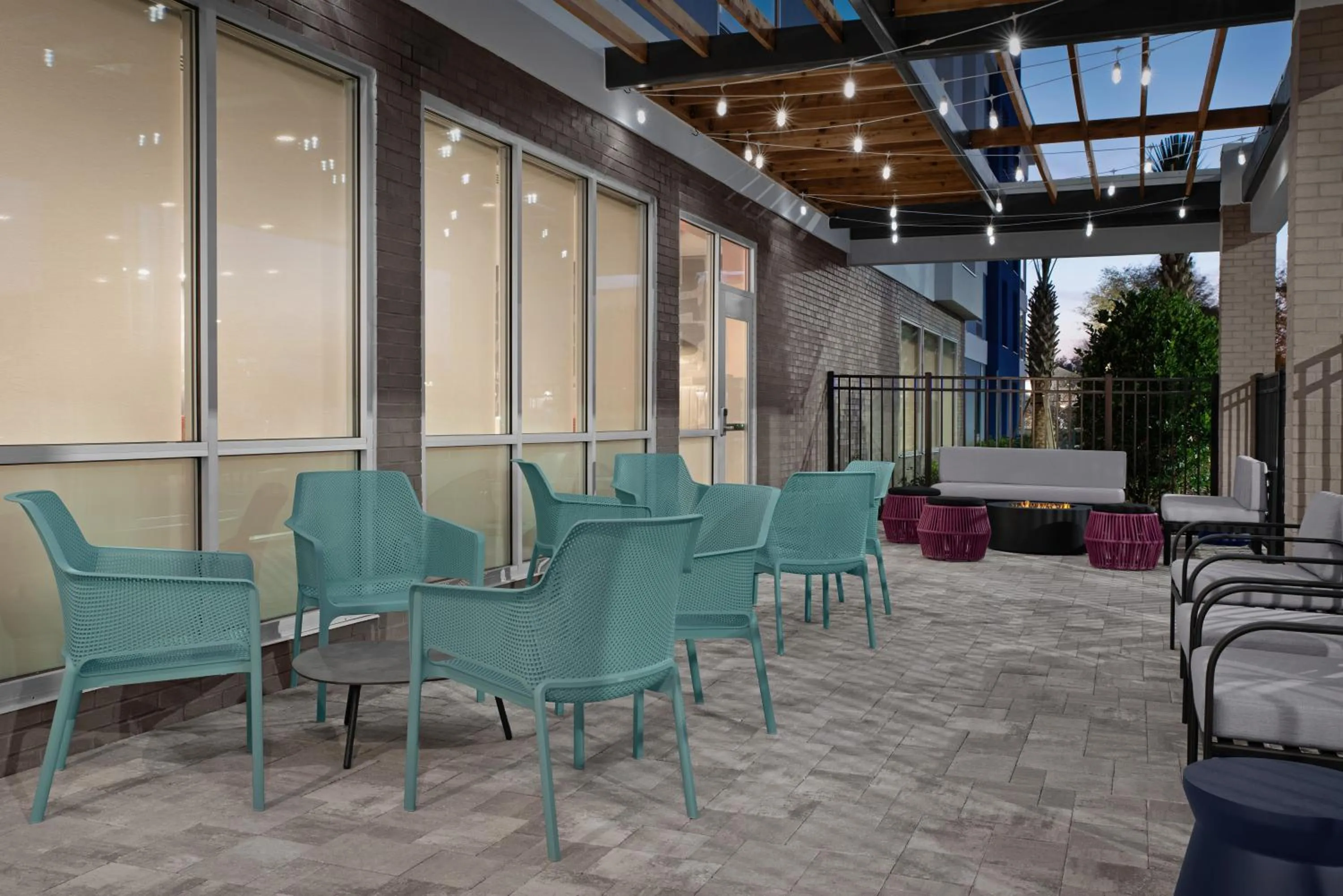 Patio in Home2 Suites By Hilton Lakeland North I-4