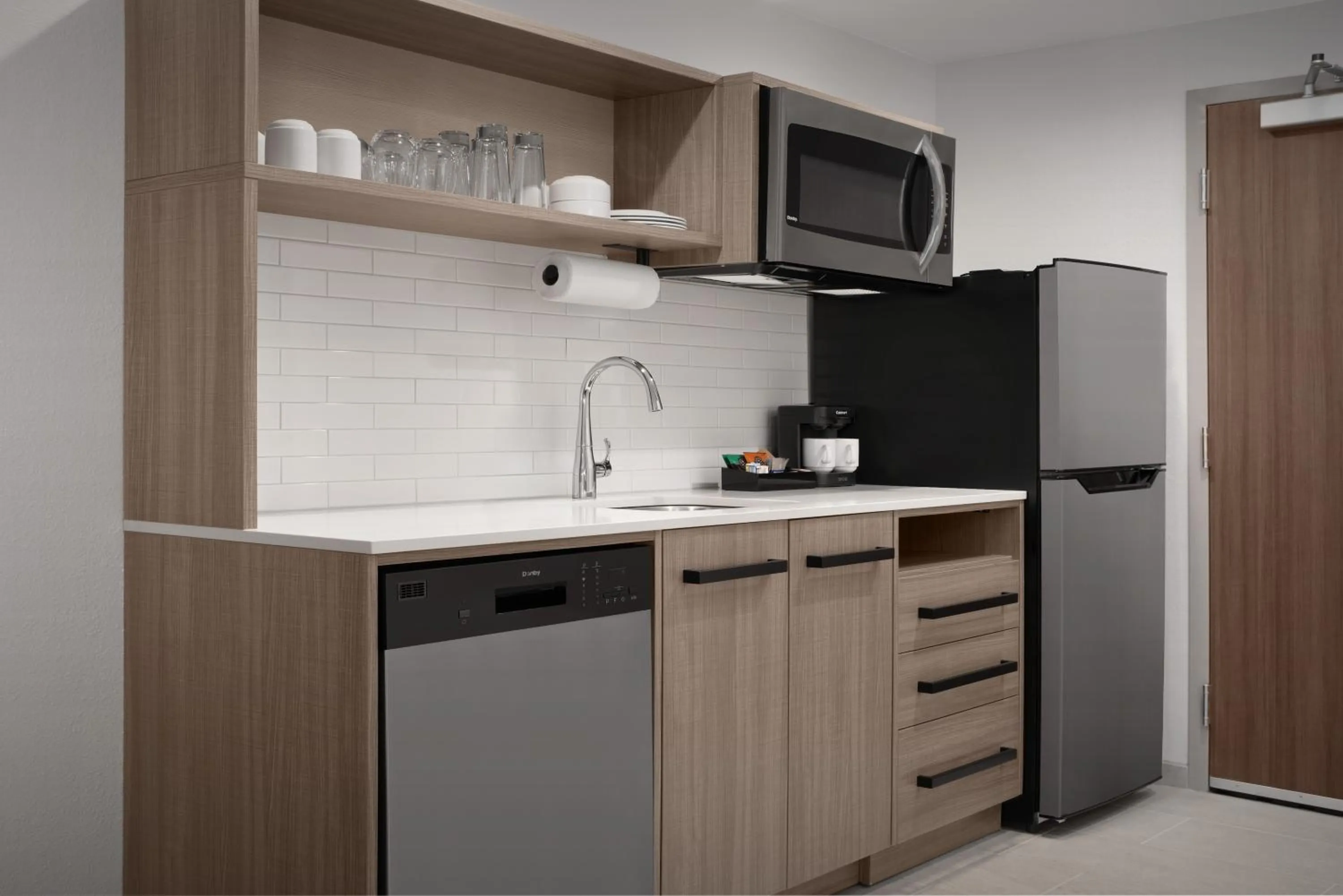 Coffee/tea facilities in Home2 Suites By Hilton Lakeland North I-4