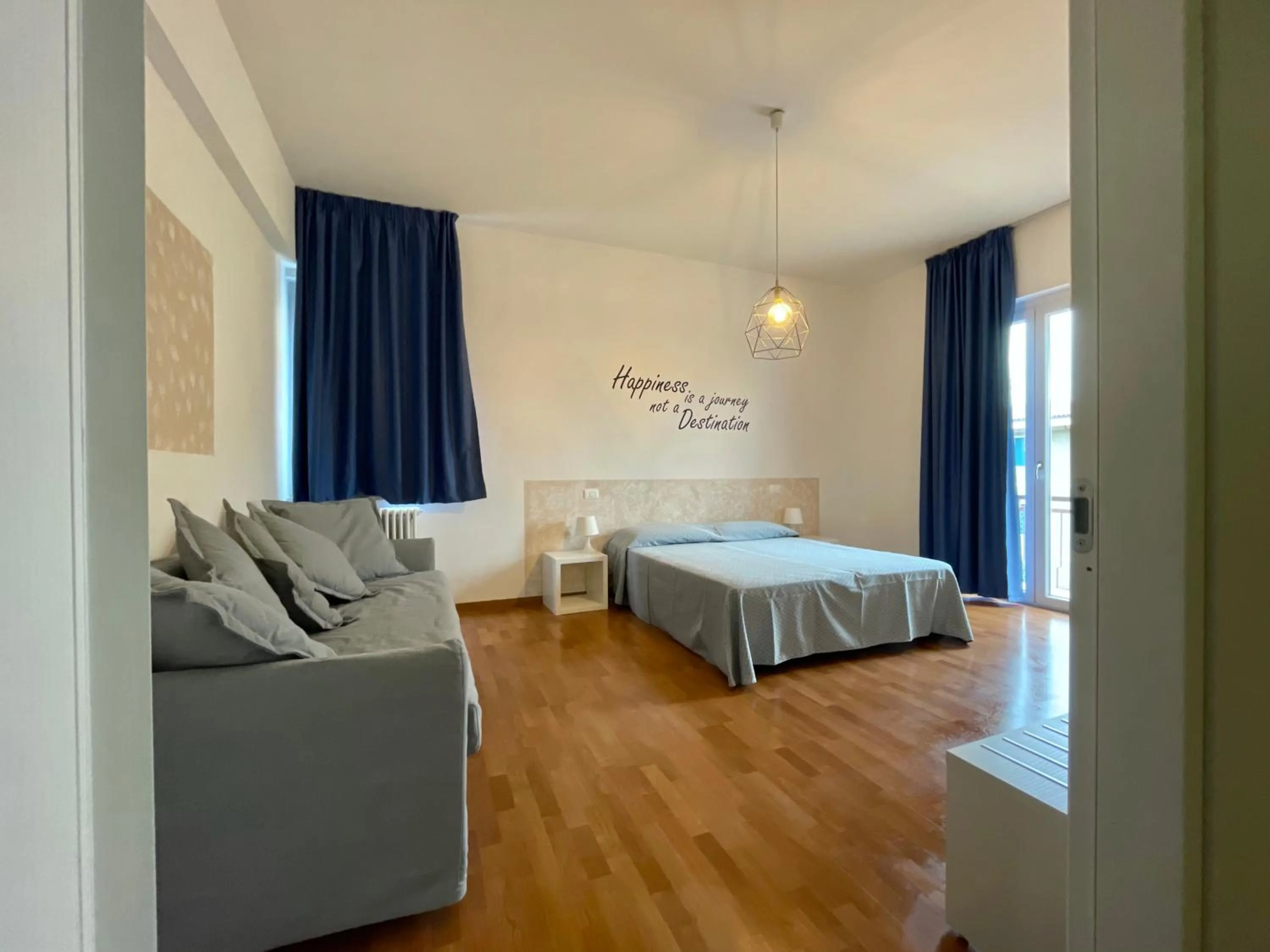 Bedroom, Bed in Residence Beatrix