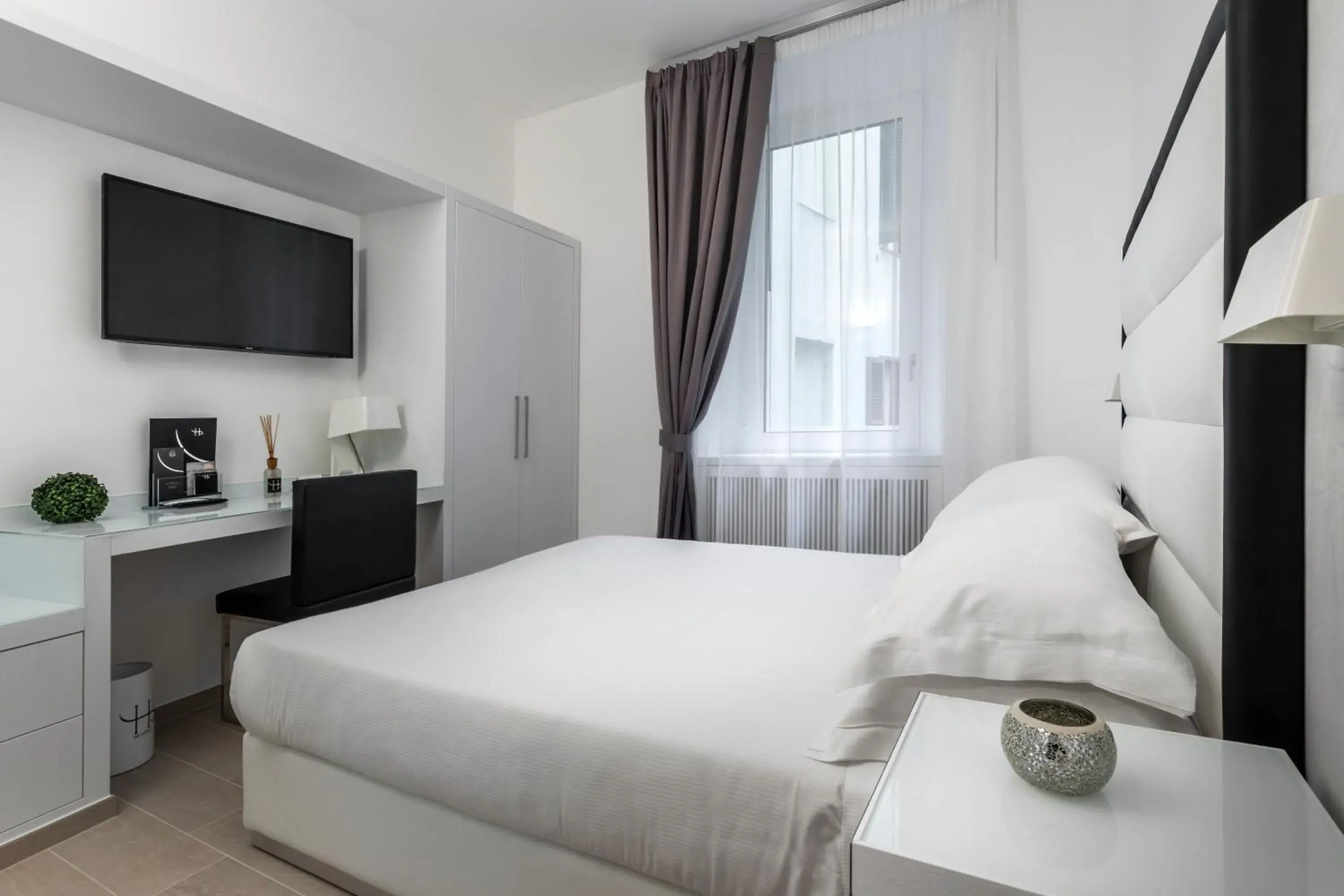 Superior Apartment in LHP Suite Roma Piazza del Popolo Superior Apartment in LHP Suite Roma Piazza del Popolo