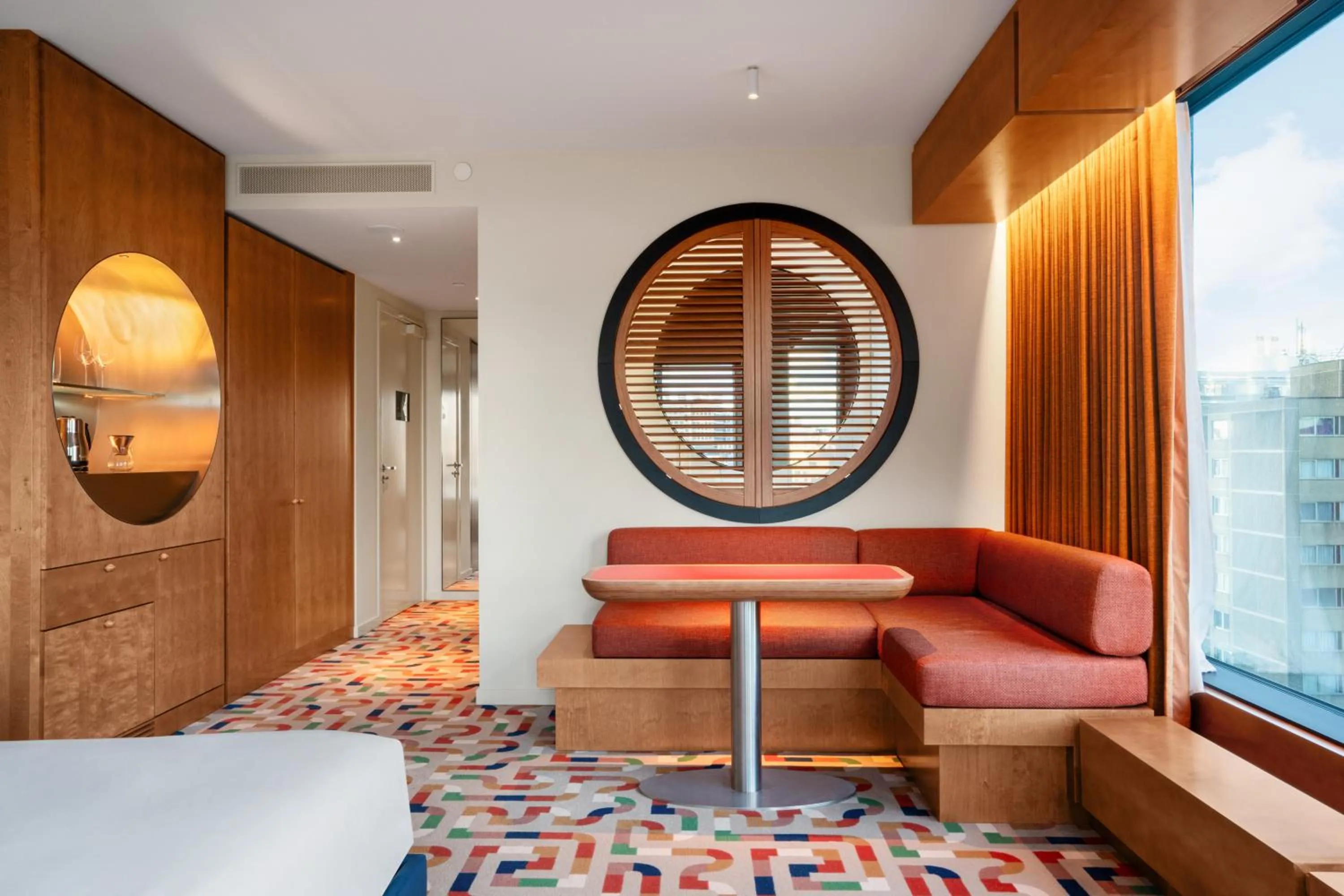 Seating area, Bed in The Standard, Brussels