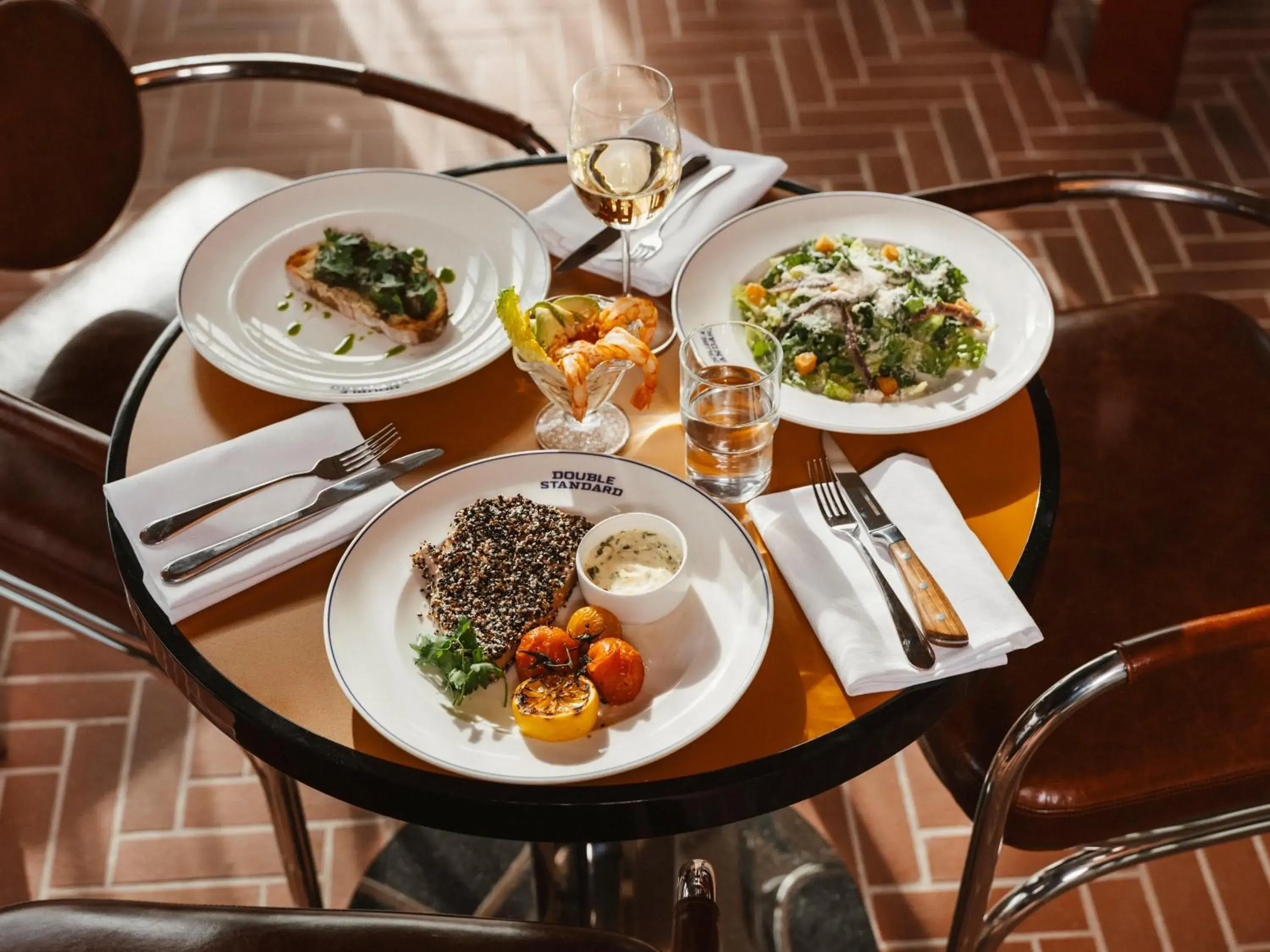 Food and drinks in The Standard, Brussels Food and drinks in The Standard, Brussels