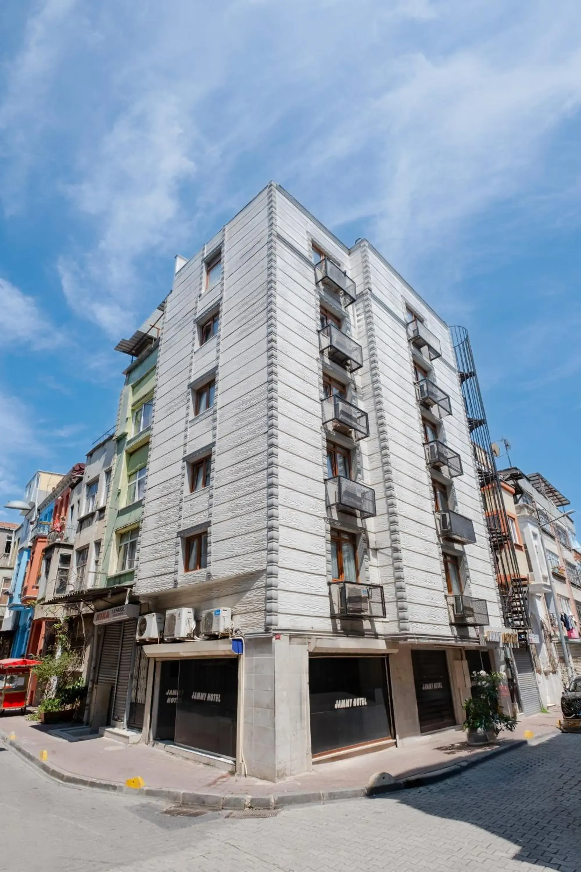 Property building in JAMMY Hotel Property building in JAMMY Hotel